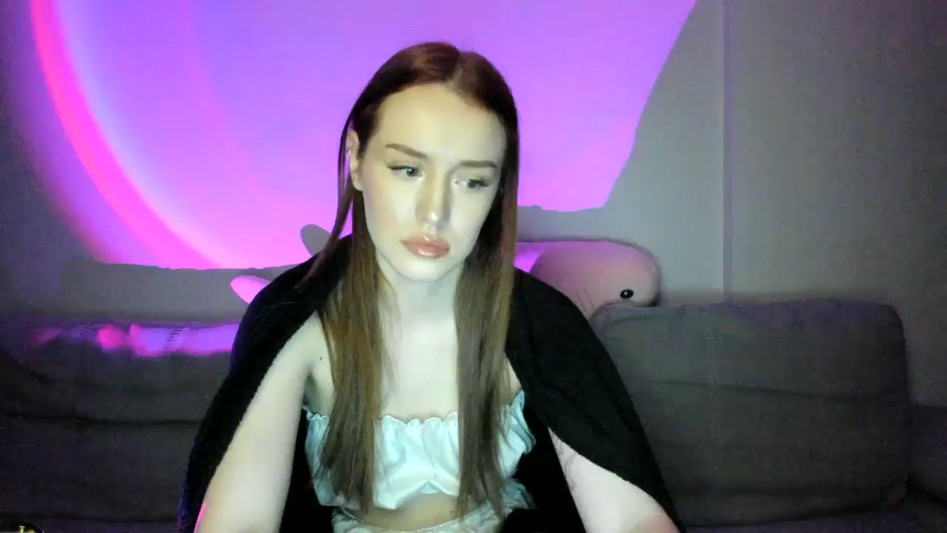 Gallery image thumbnail from IsabellRrose's myfreecams stream on, 02/24/2025, 19:06 image 7 of 20