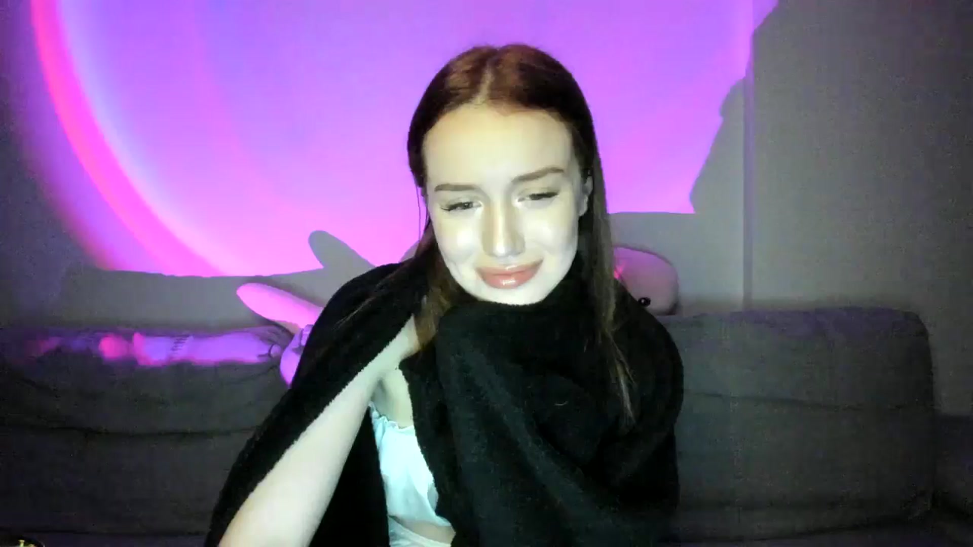 Gallery image thumbnail from IsabellRrose's myfreecams stream on, 02/24/2025, 19:06 image 3 of 20