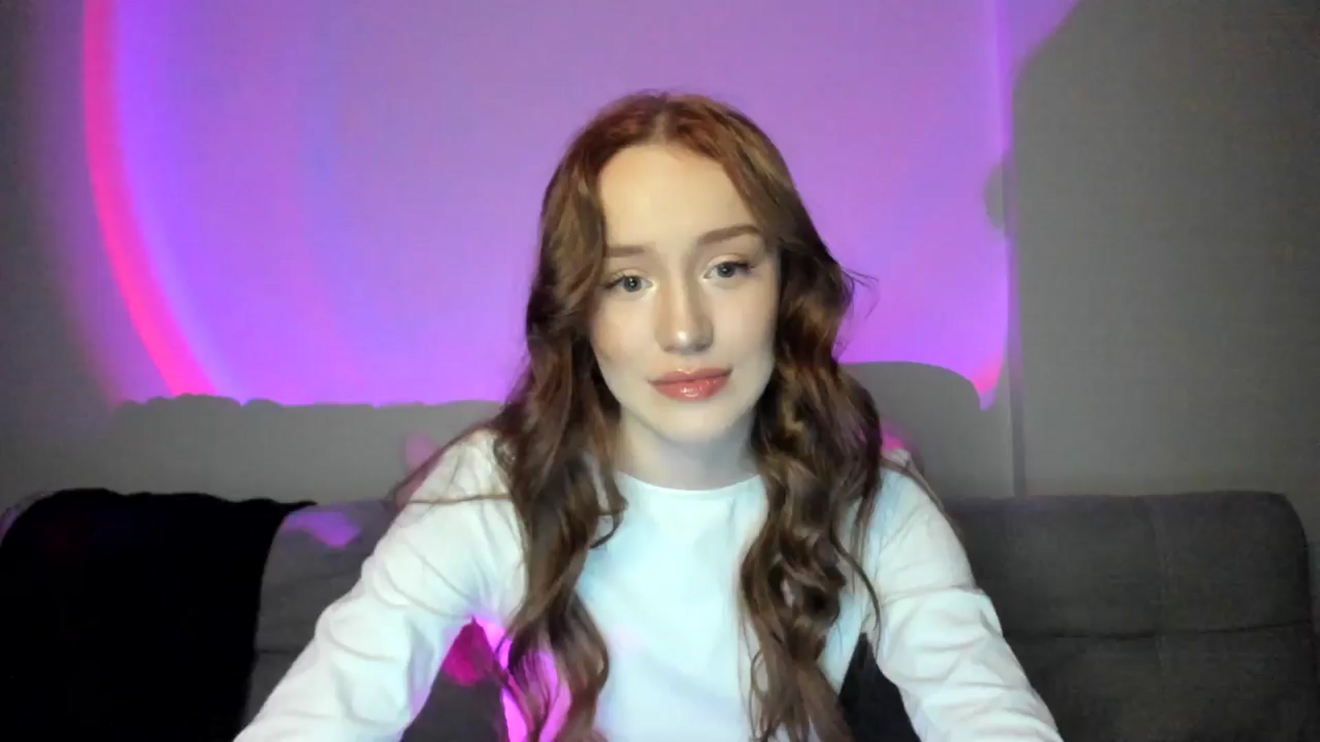Gallery image thumbnail from IsabellRrose's myfreecams stream on, 02/26/2025, 17:06 image 3 of 20