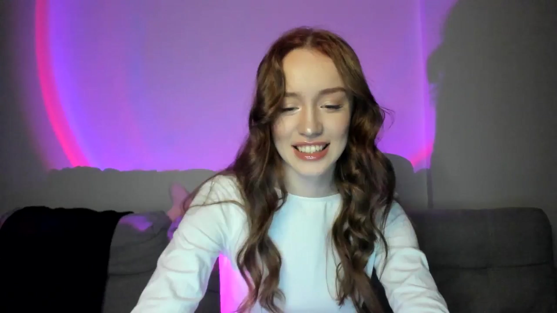 Gallery image thumbnail from IsabellRrose's myfreecams stream on, 02/26/2025, 17:06 image 4 of 20