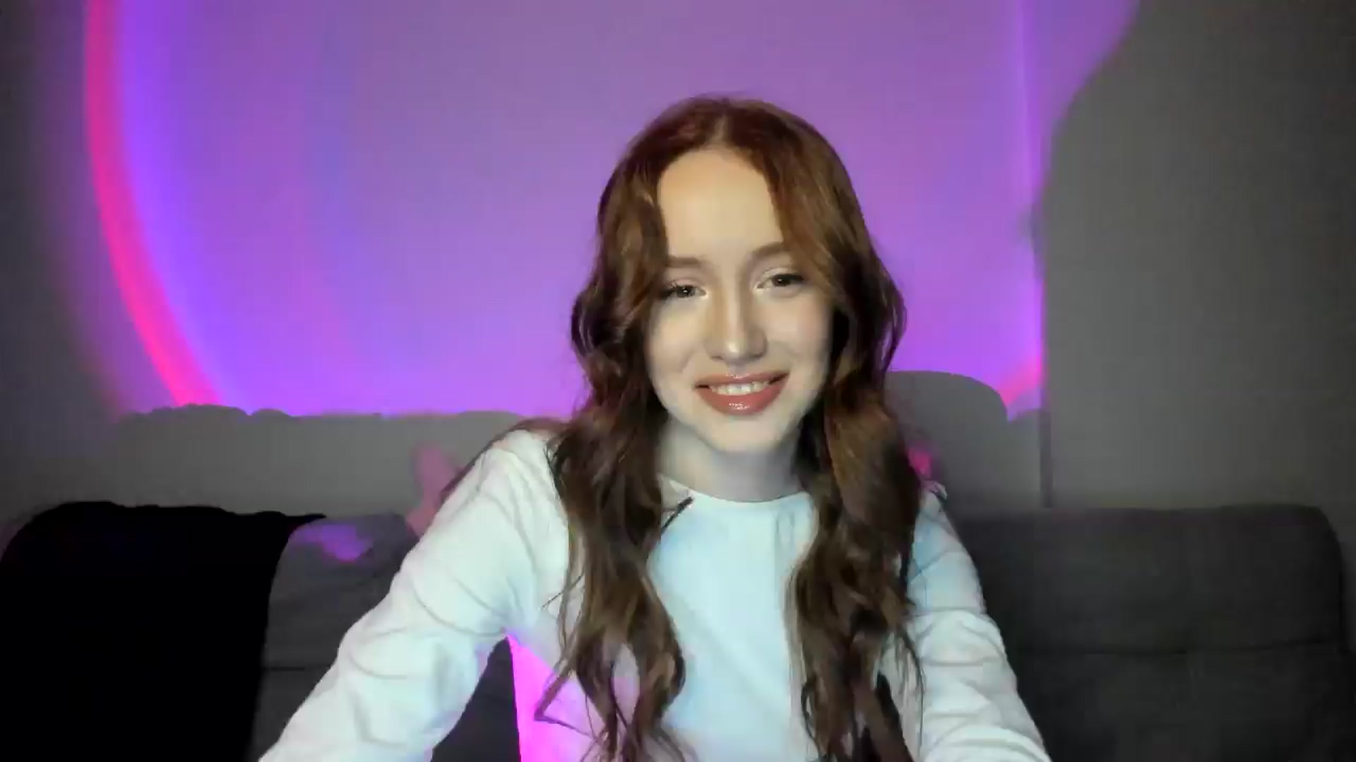 Gallery image thumbnail from IsabellRrose's myfreecams stream on, 02/26/2025, 17:06 image 15 of 20
