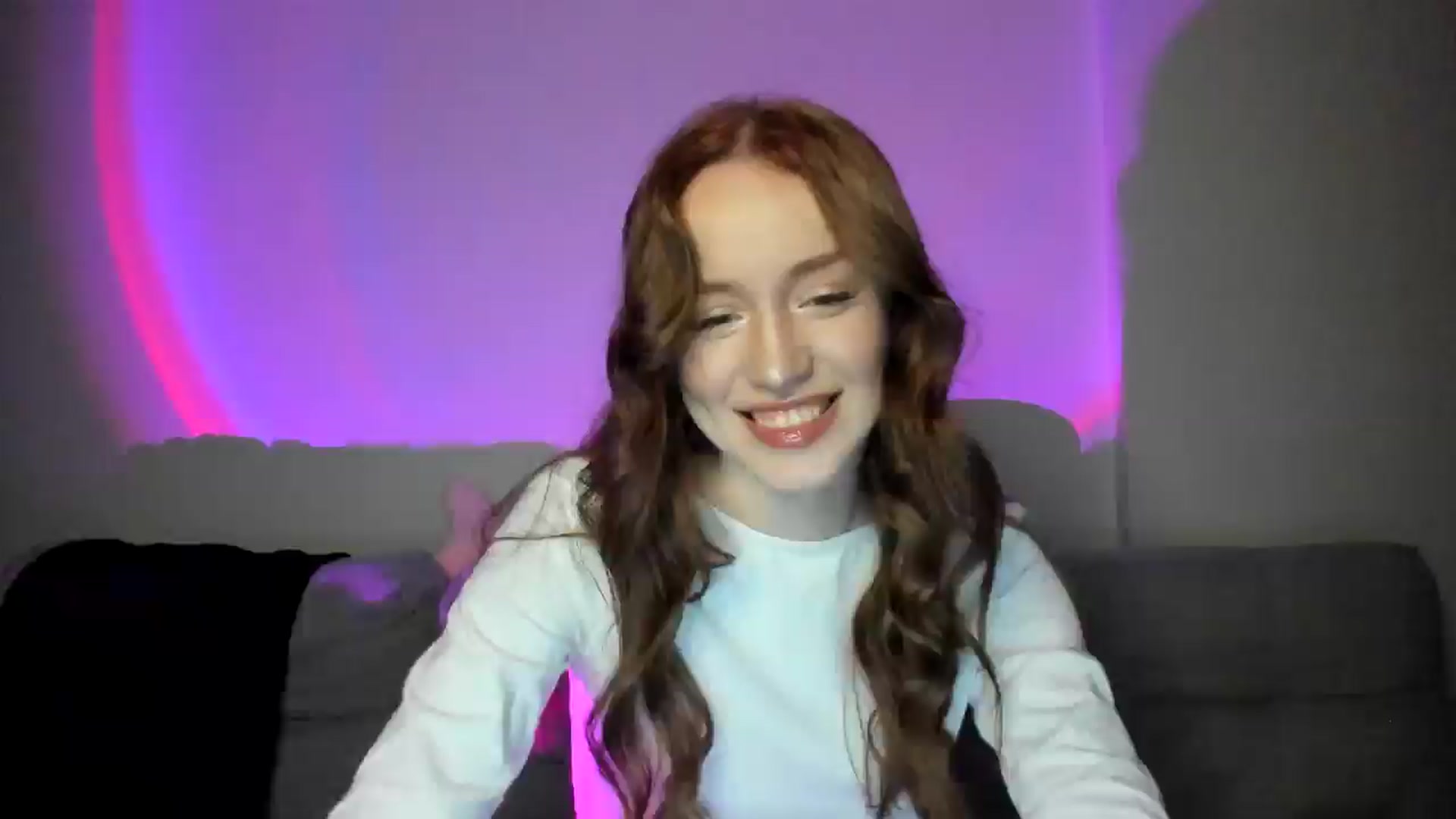 Gallery image thumbnail from IsabellRrose's myfreecams stream on, 02/26/2025, 17:06 image 6 of 20