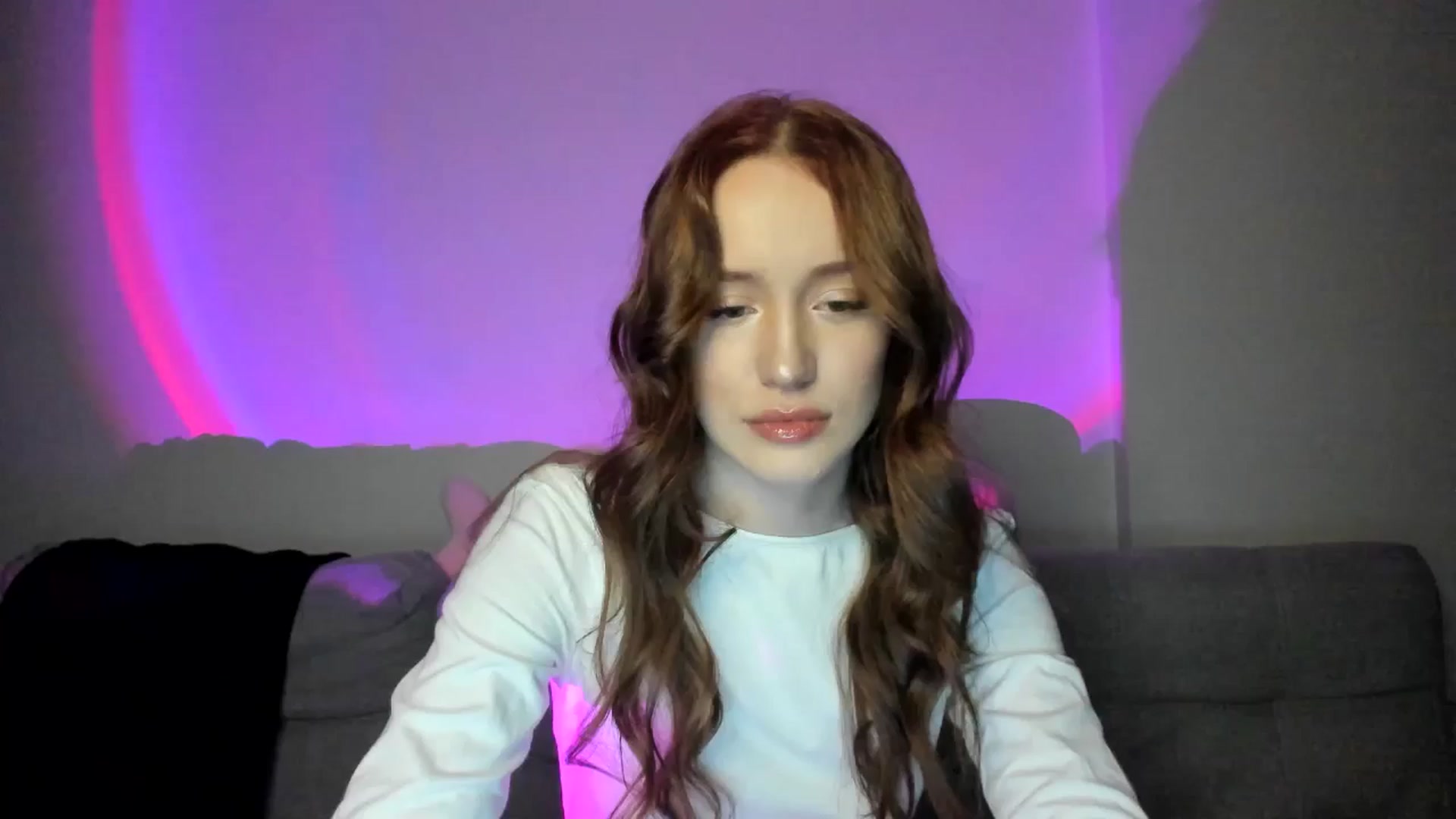 Gallery image thumbnail from IsabellRrose's myfreecams stream on, 02/26/2025, 17:06 image 16 of 20