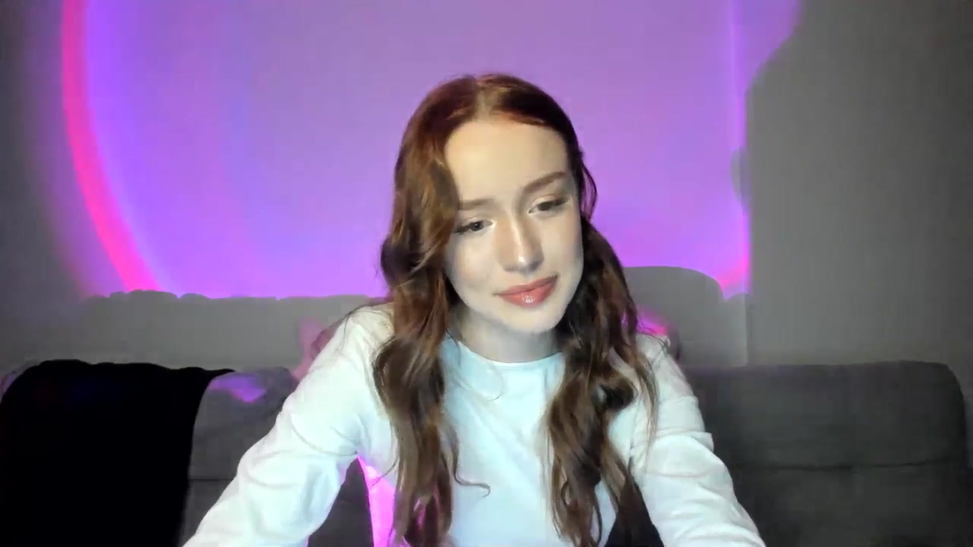 Gallery image thumbnail from IsabellRrose's myfreecams stream on, 02/26/2025, 17:06 image 18 of 20