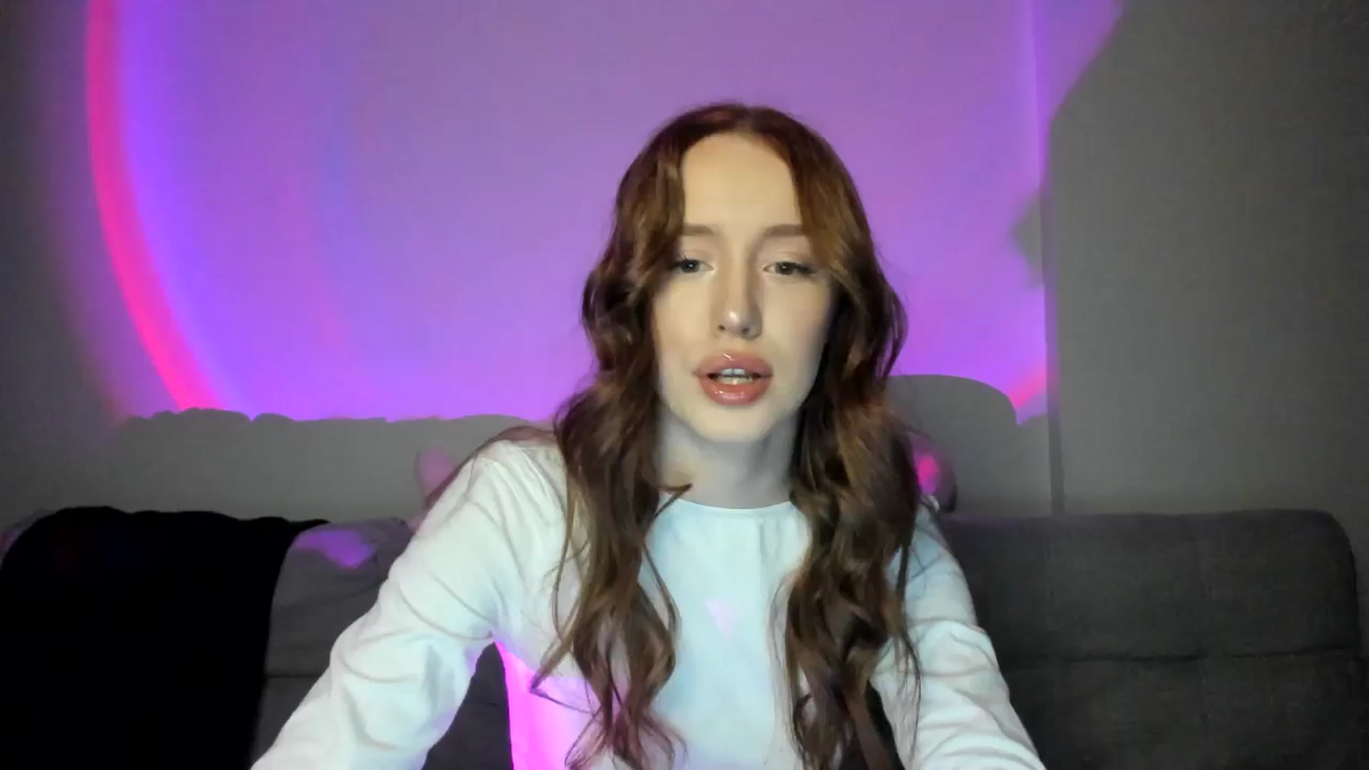 Gallery image thumbnail from IsabellRrose's myfreecams stream on, 02/26/2025, 17:06 image 14 of 20