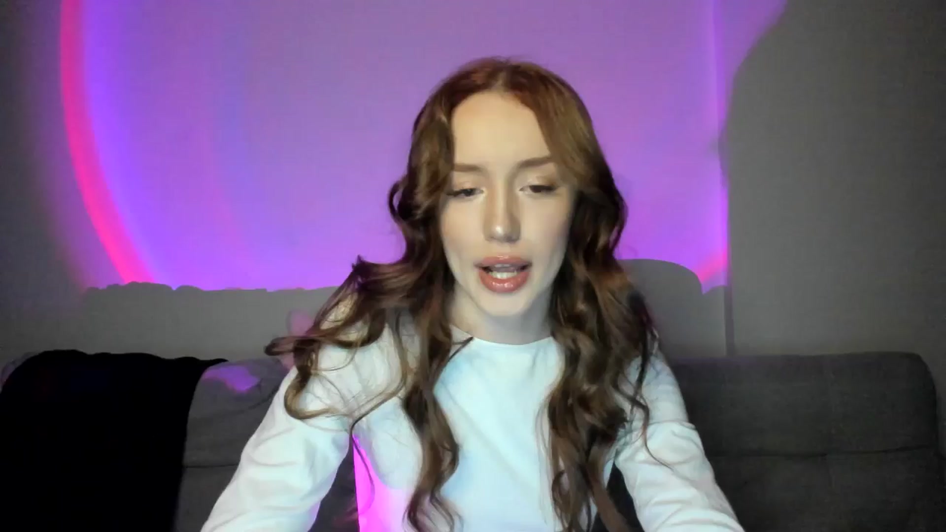Gallery image thumbnail from IsabellRrose's myfreecams stream on, 02/26/2025, 17:06 image 12 of 20
