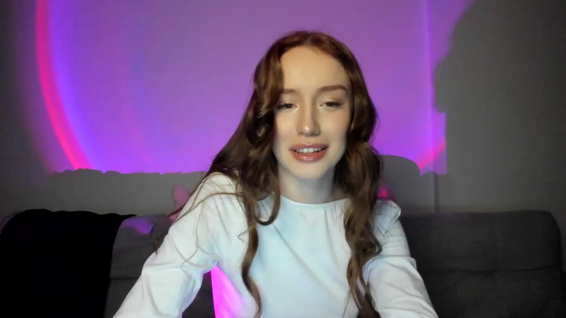 Gallery image thumbnail from IsabellRrose's myfreecams stream on, 02/26/2025, 17:26 image 18 of 20