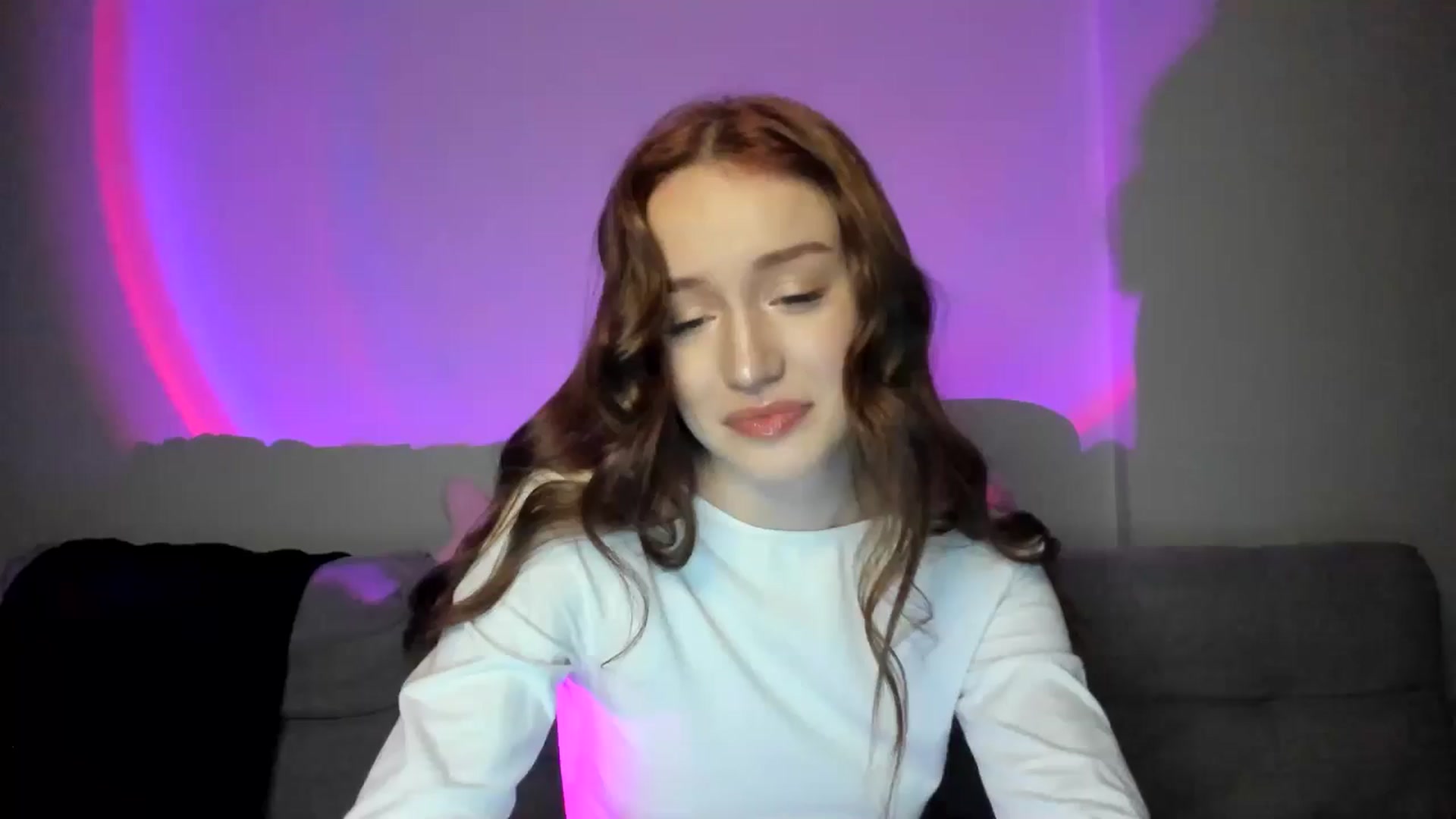 Gallery image thumbnail from IsabellRrose's myfreecams stream on, 02/26/2025, 17:26 image 16 of 20