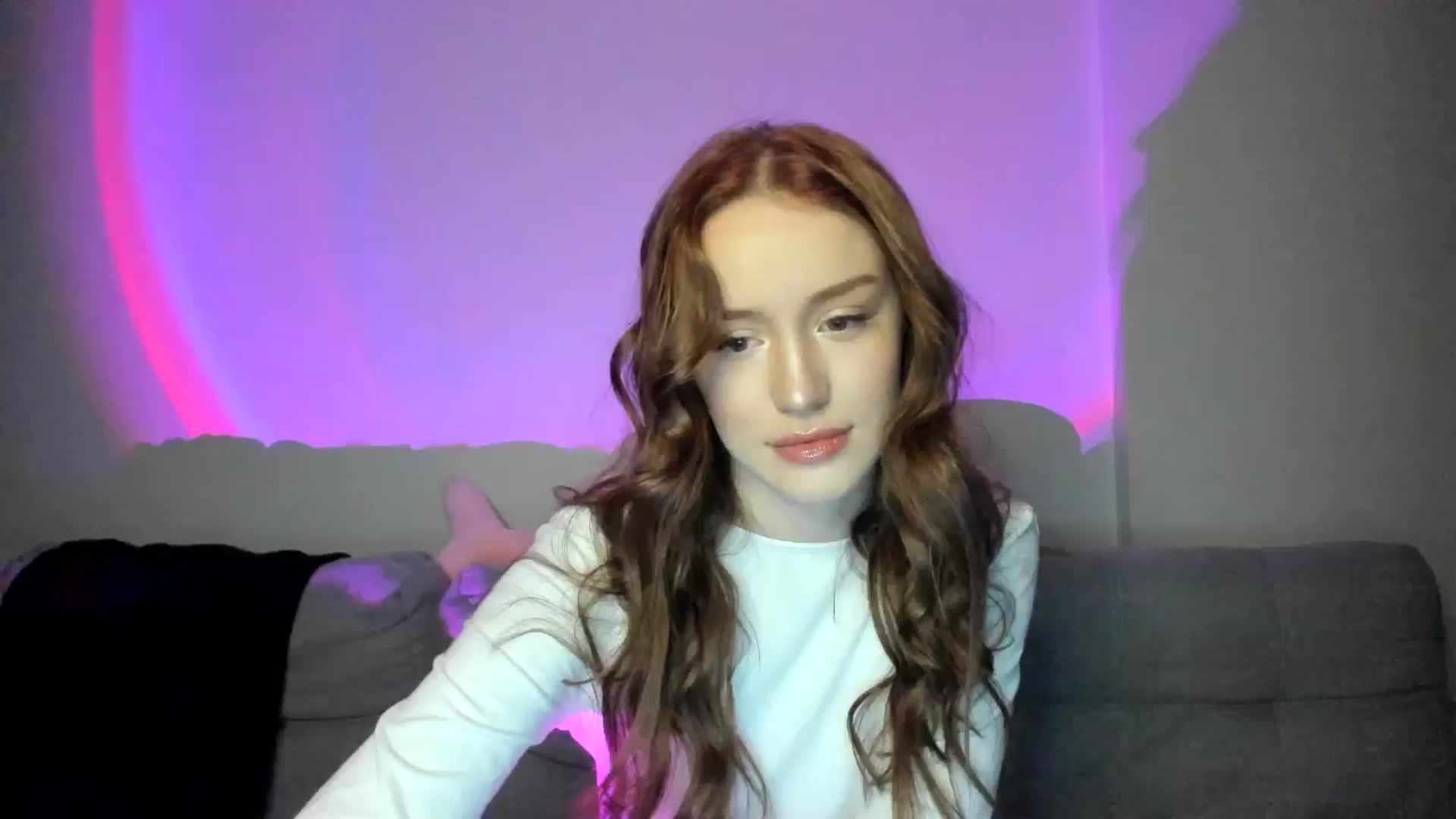 Gallery image thumbnail from IsabellRrose's myfreecams stream on, 02/26/2025, 17:59 image 2 of 20