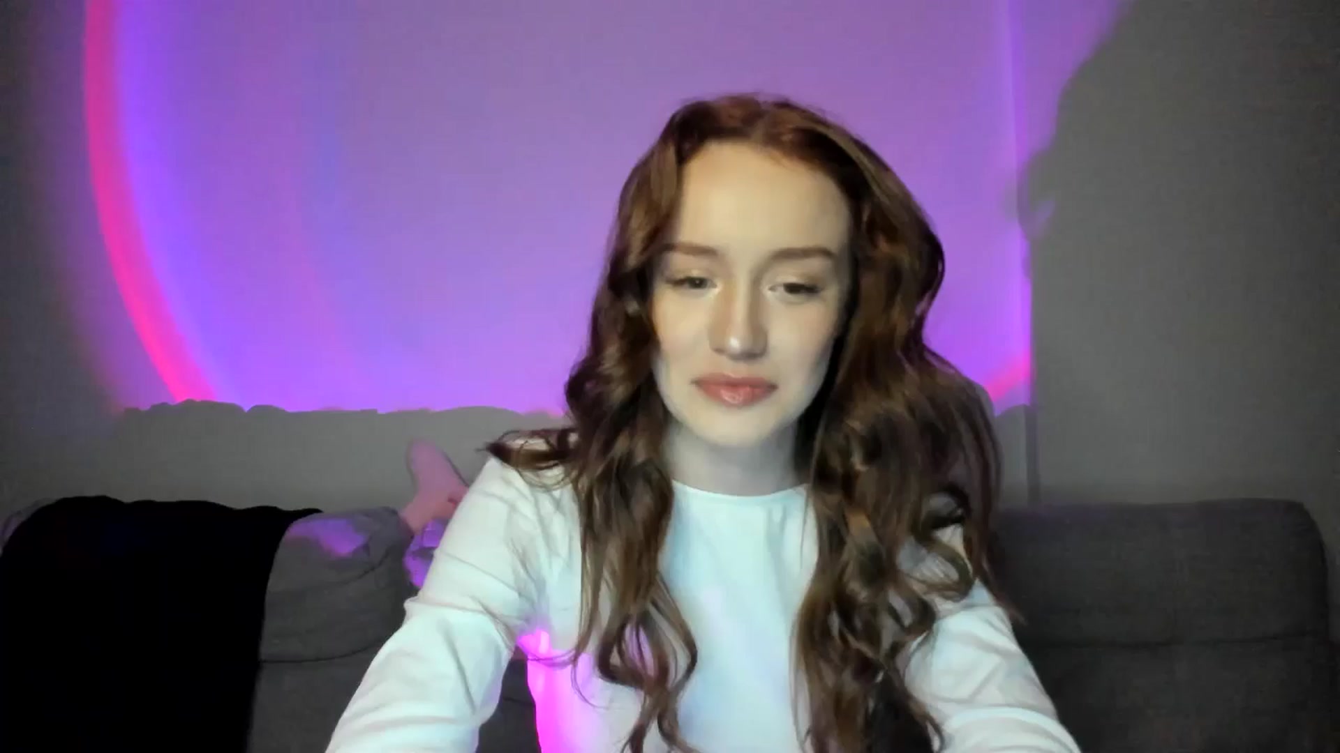 Gallery image thumbnail from IsabellRrose's myfreecams stream on, 02/26/2025, 17:59 image 7 of 20
