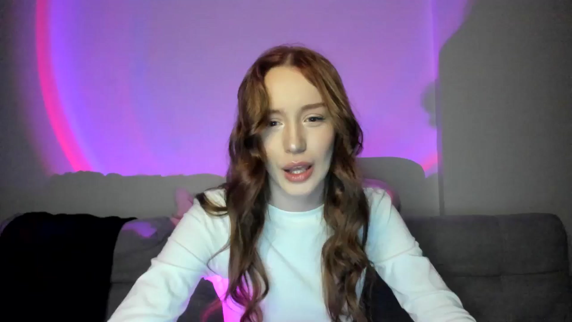 Gallery image thumbnail from IsabellRrose's myfreecams stream on, 02/26/2025, 17:59 image 13 of 20