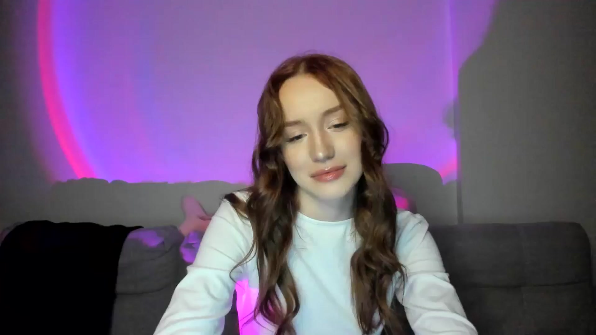 Gallery image thumbnail from IsabellRrose's myfreecams stream on, 02/26/2025, 17:59 image 14 of 20
