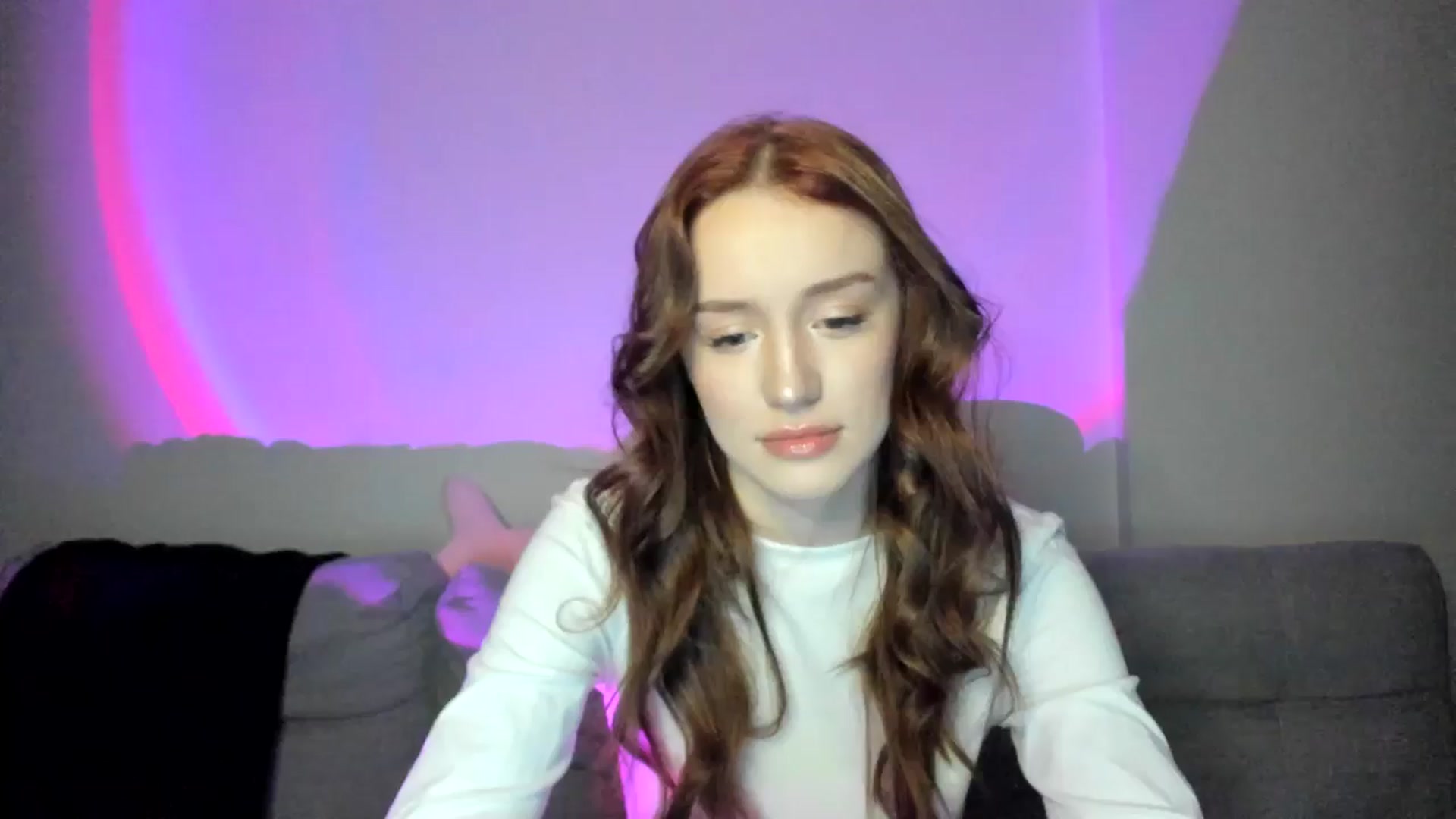 Gallery image thumbnail from IsabellRrose's myfreecams stream on, 02/26/2025, 18:23 image 15 of 20