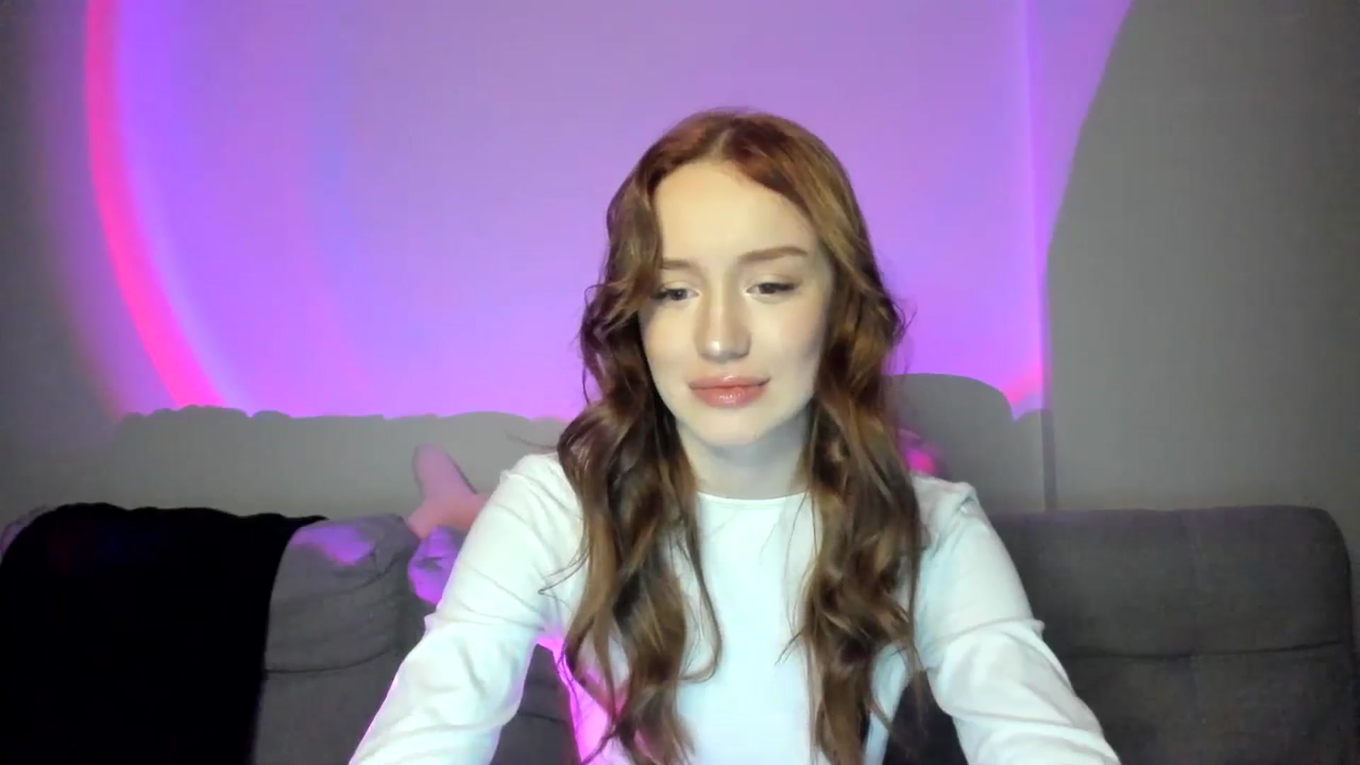 Gallery image thumbnail from IsabellRrose's myfreecams stream on, 02/26/2025, 18:23 image 17 of 20