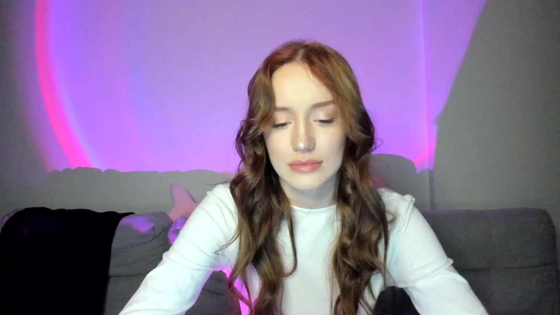 Gallery image thumbnail from IsabellRrose's myfreecams stream on, 02/26/2025, 18:23 image 11 of 20