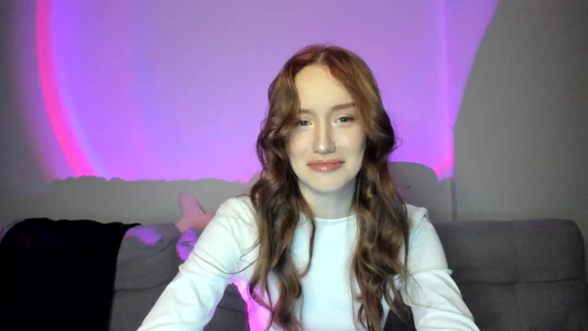 Gallery image thumbnail from IsabellRrose's myfreecams stream on, 02/26/2025, 18:23 image 6 of 20