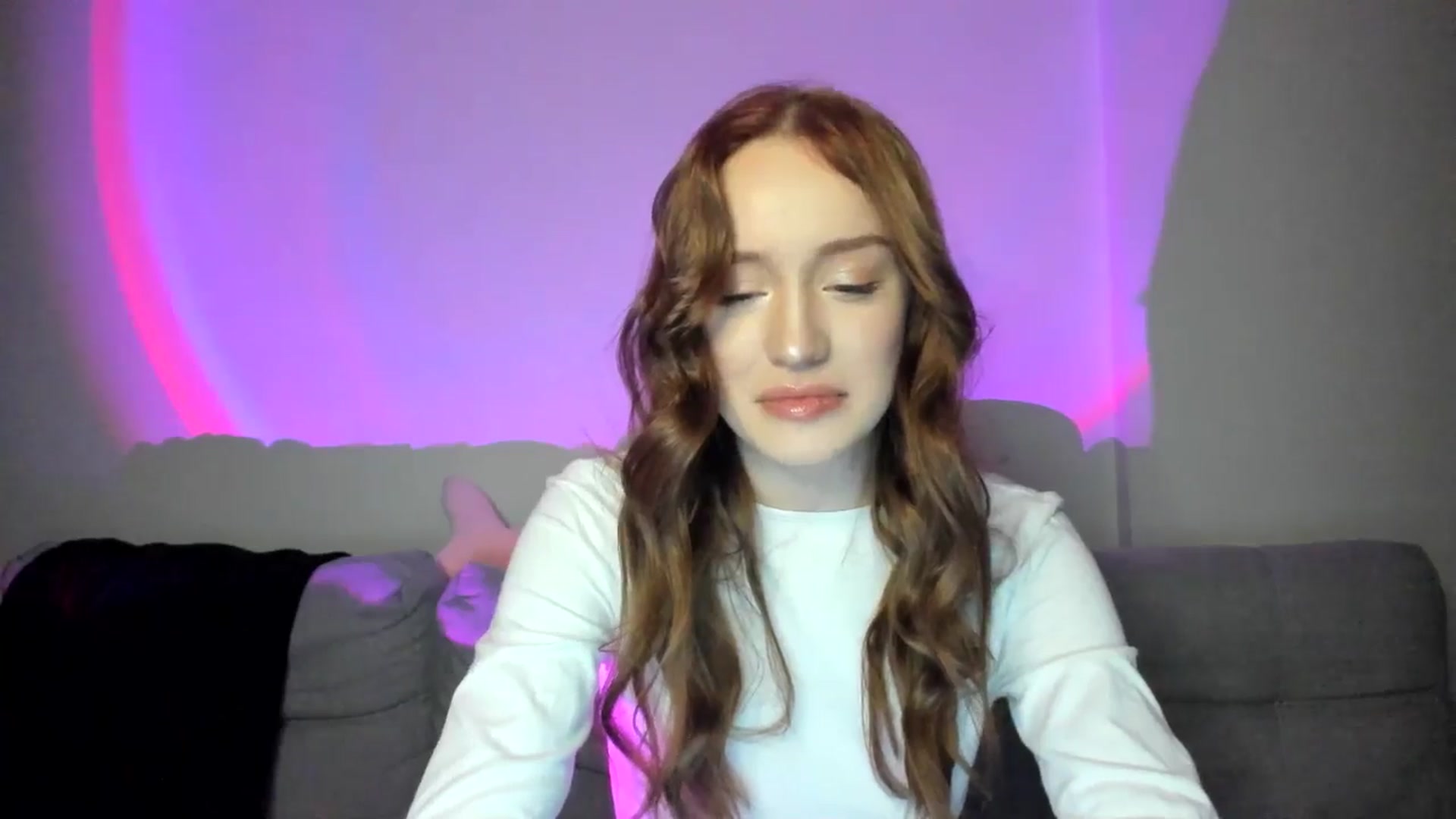 Gallery image thumbnail from IsabellRrose's myfreecams stream on, 02/26/2025, 18:23 image 19 of 20