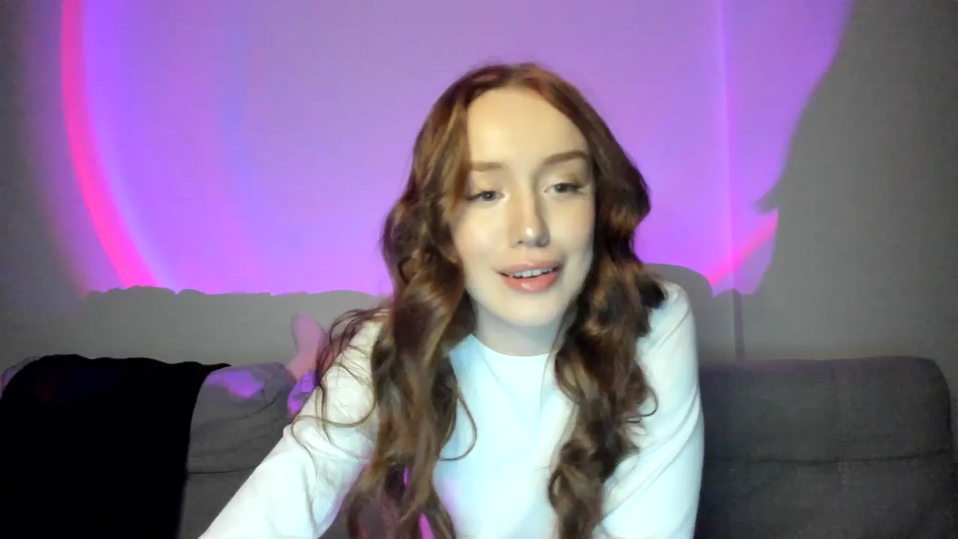 Gallery image thumbnail from IsabellRrose's myfreecams stream on, 02/26/2025, 18:45 image 13 of 20