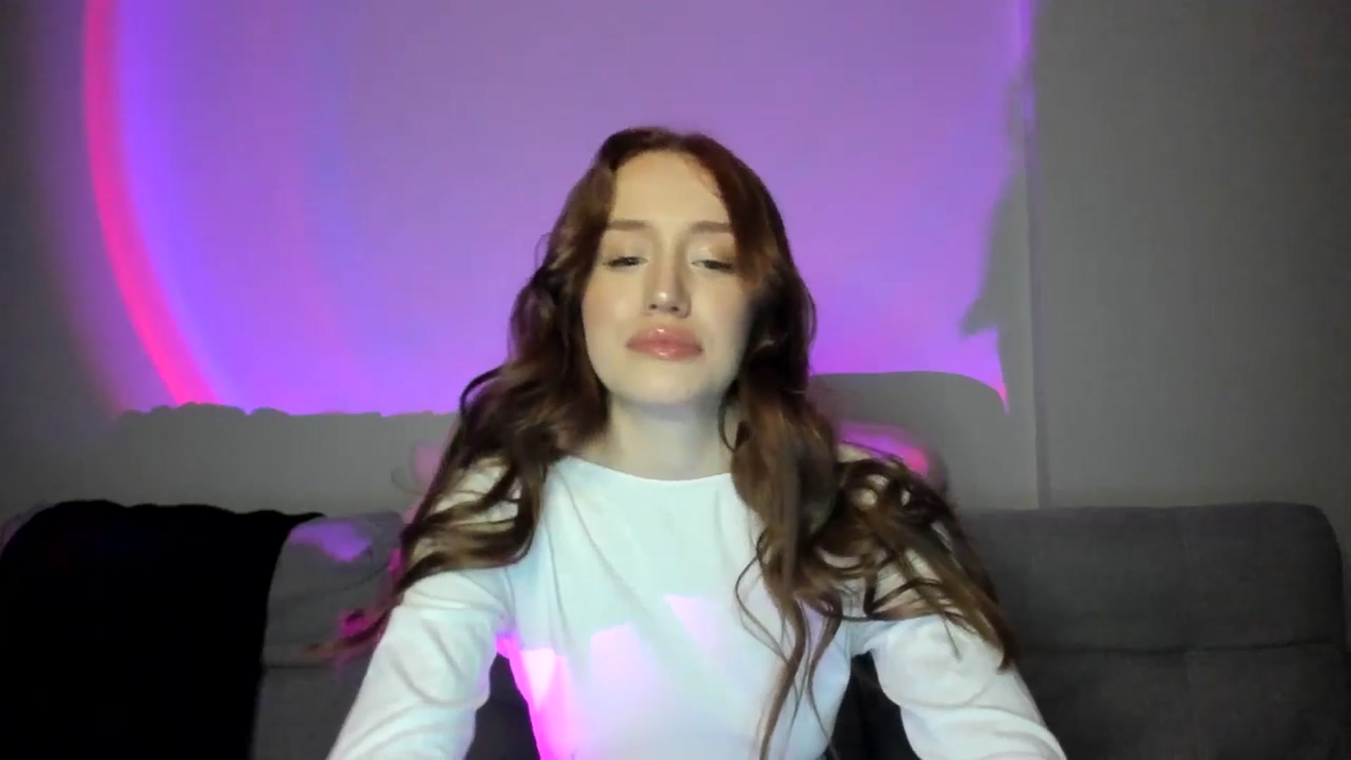 Gallery image thumbnail from IsabellRrose's myfreecams stream on, 02/26/2025, 18:45 image 5 of 20