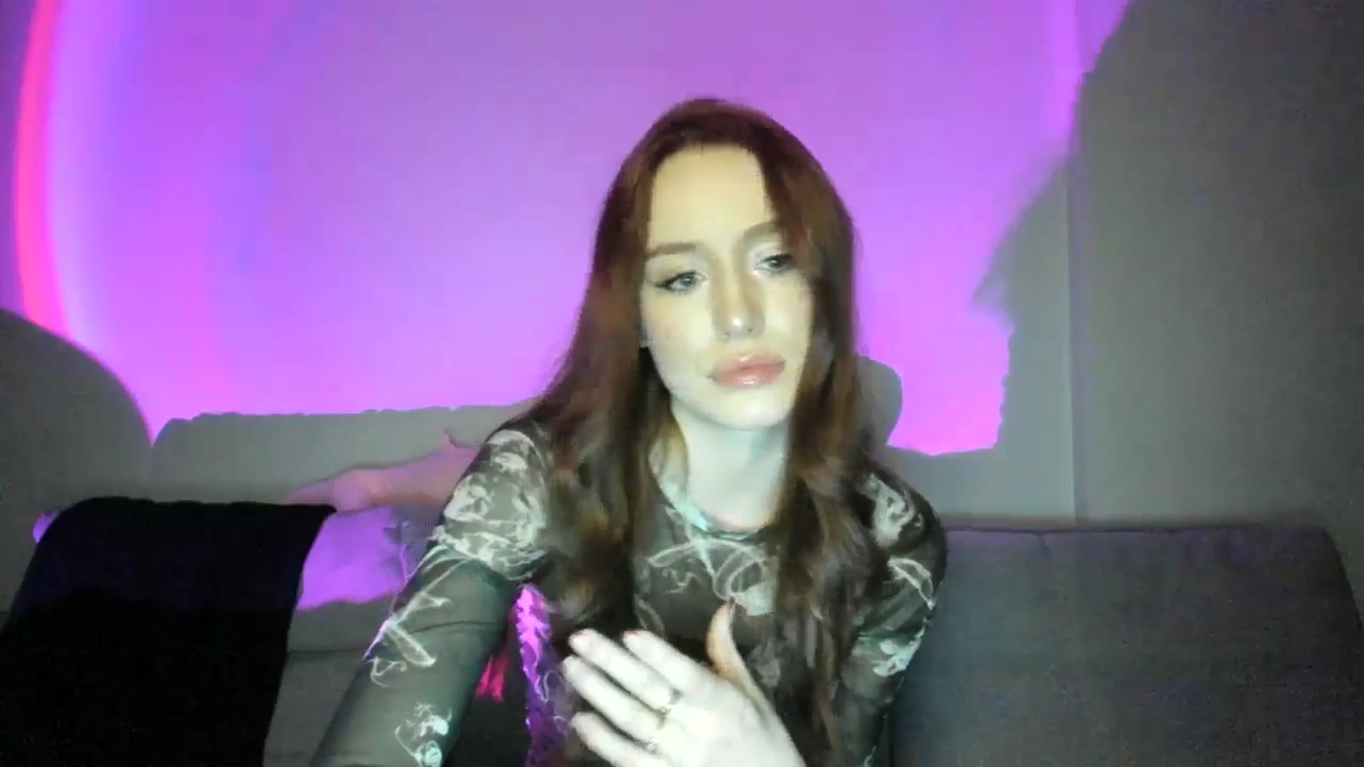 Gallery image thumbnail from IsabellRrose's myfreecams stream on, 03/03/2025, 18:22 image 4 of 20