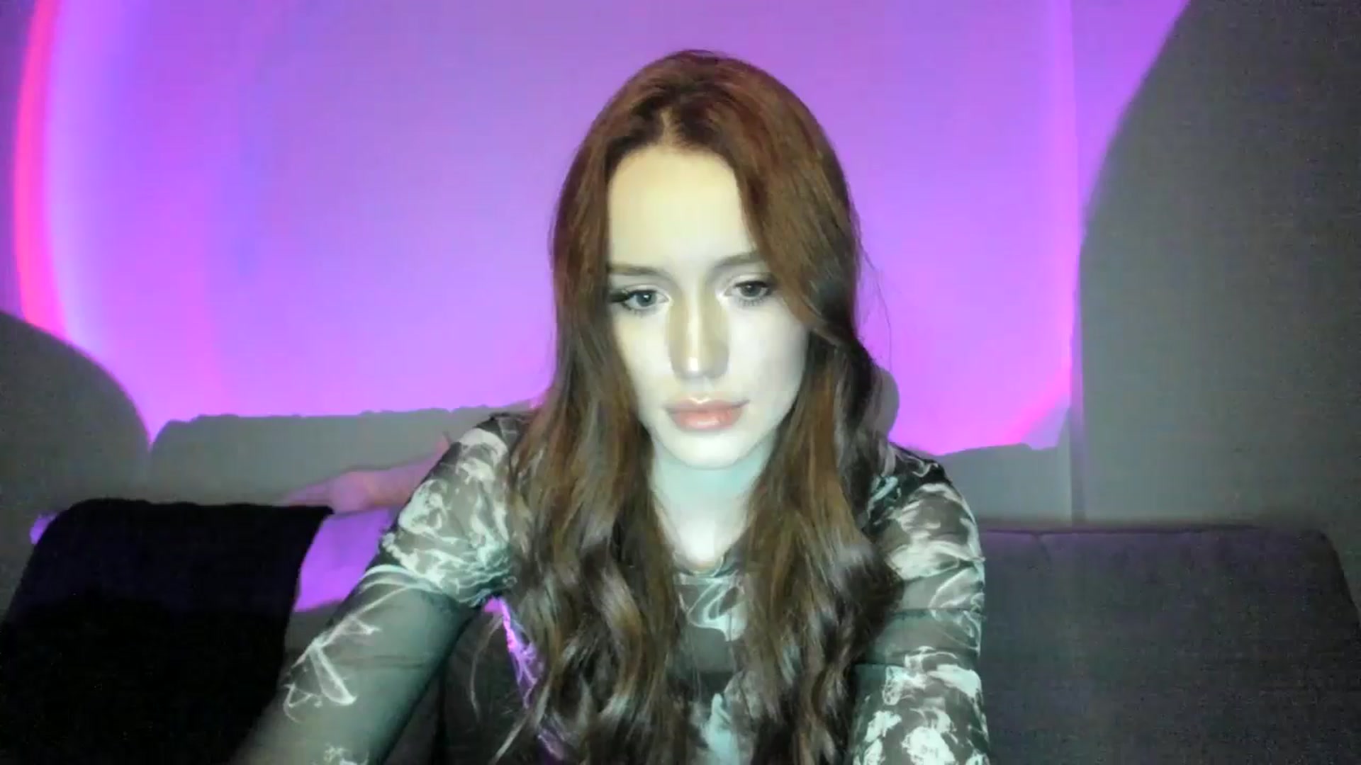 Gallery image thumbnail from IsabellRrose's myfreecams stream on, 03/03/2025, 18:22 image 17 of 20