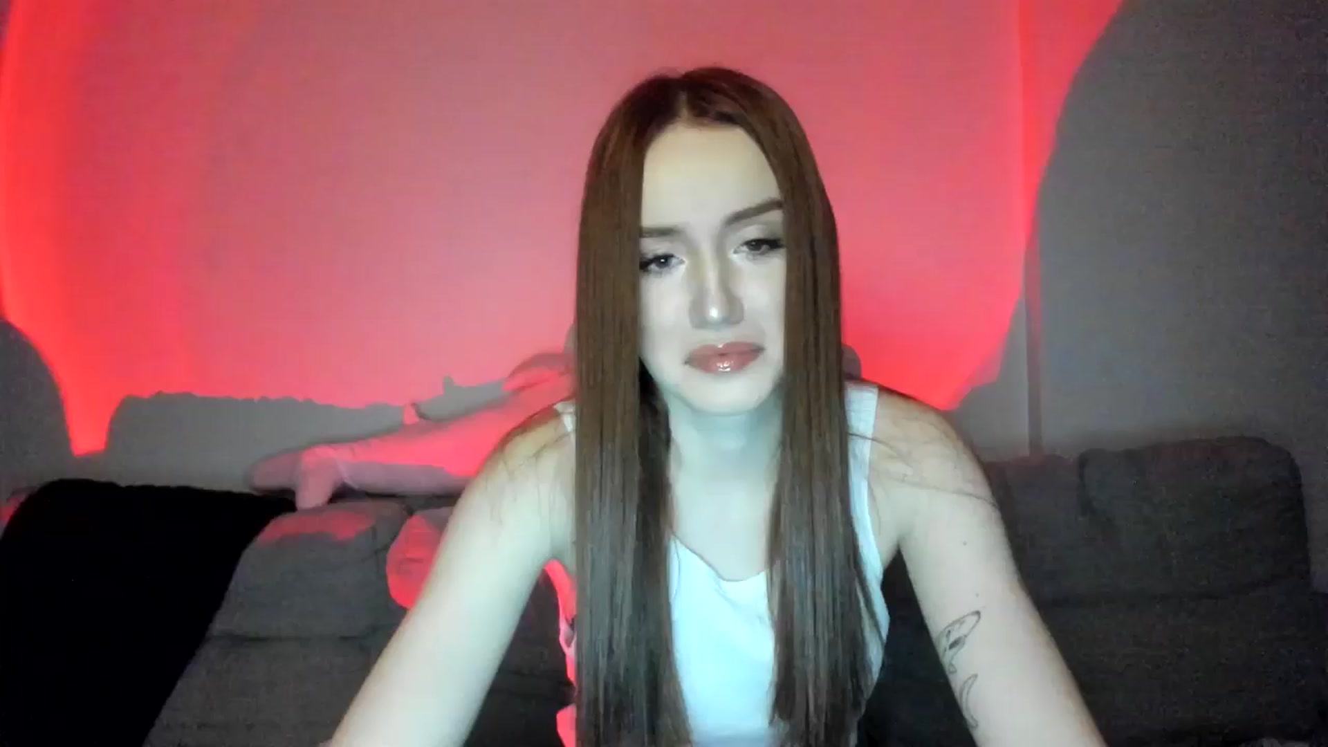 Gallery image thumbnail from IsabellRrose's myfreecams stream on, 03/04/2025, 17:10 image 4 of 20