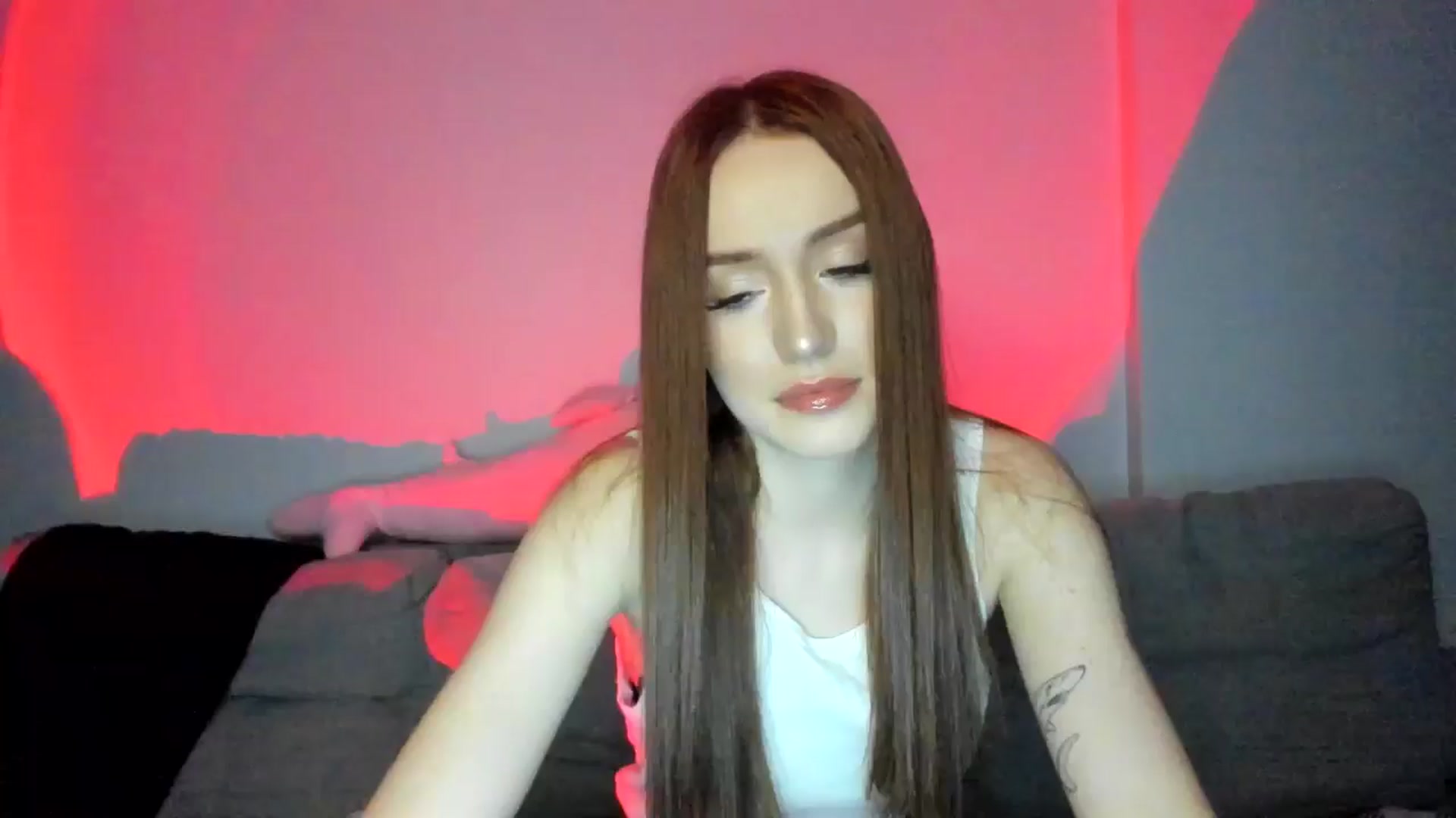 Gallery image thumbnail from IsabellRrose's myfreecams stream on, 03/04/2025, 17:10 image 3 of 20