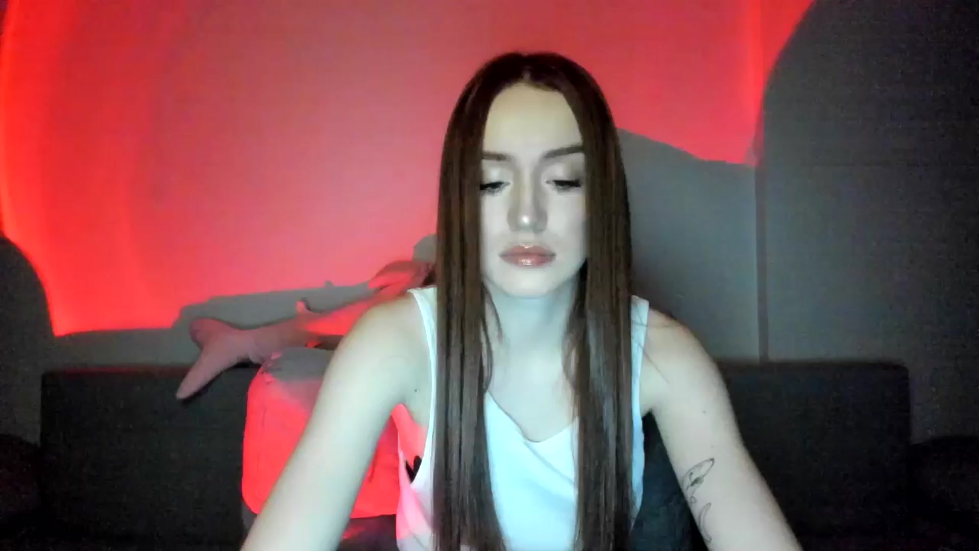 Gallery image thumbnail from IsabellRrose's myfreecams stream on, 03/04/2025, 17:58 image 8 of 20