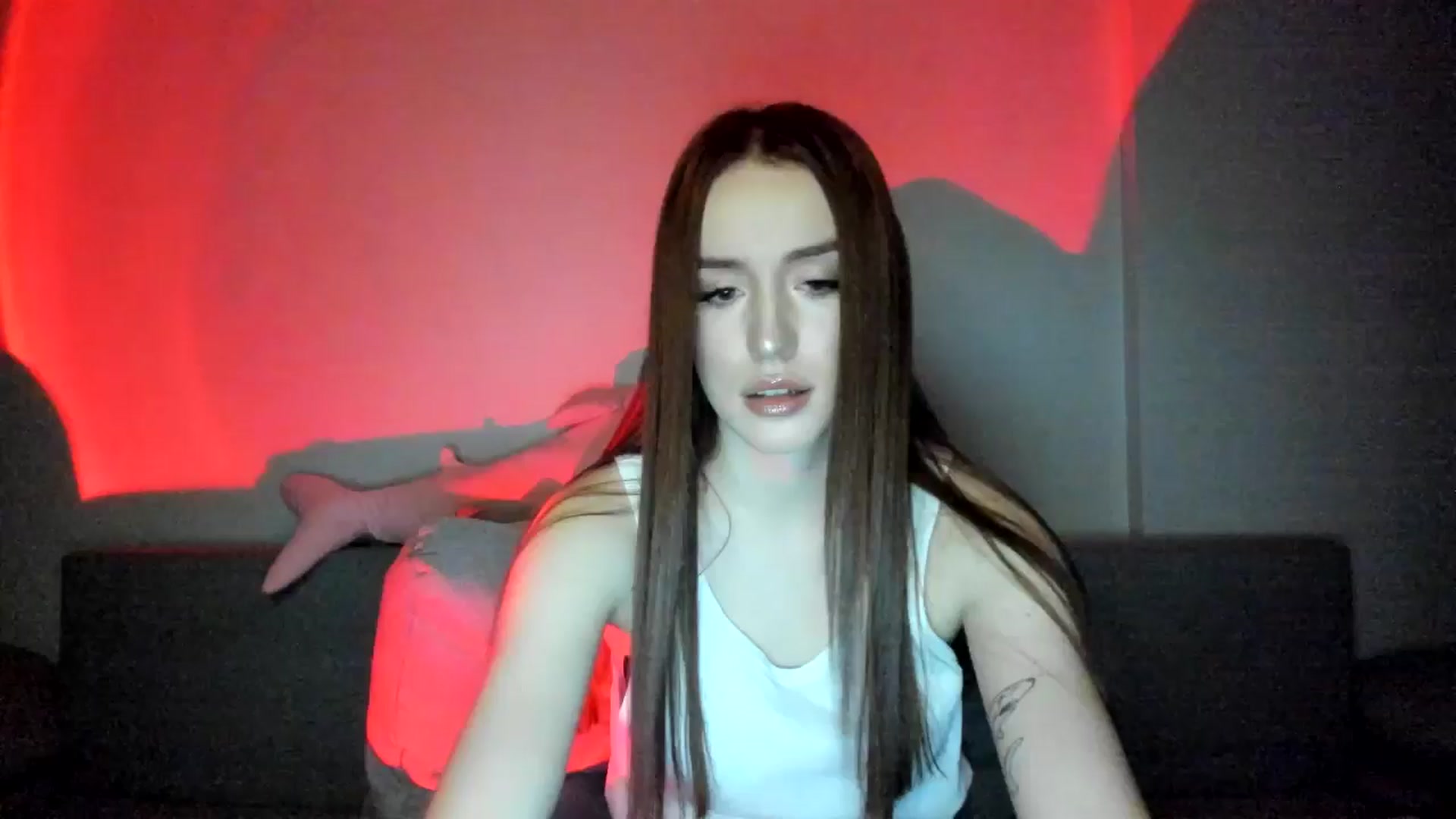 Gallery image thumbnail from IsabellRrose's myfreecams stream on, 03/04/2025, 18:18 image 18 of 20
