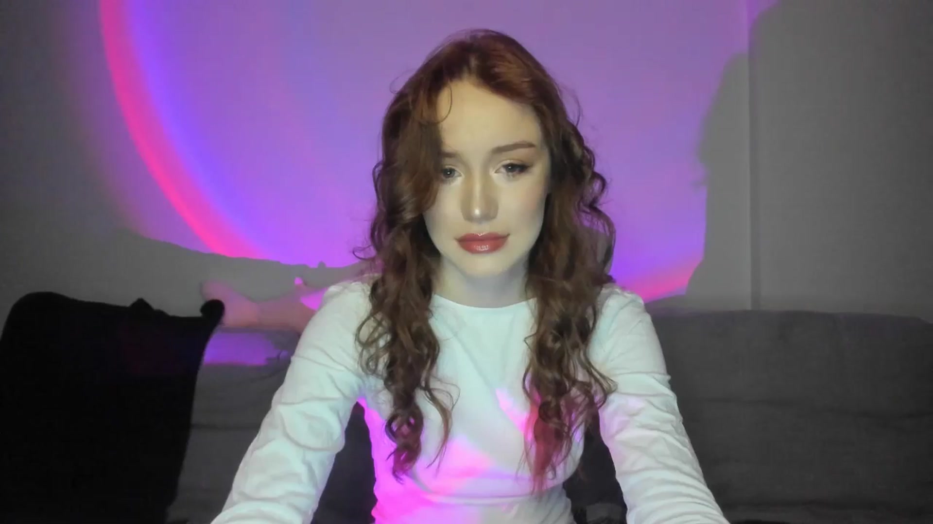 Gallery image thumbnail from IsabellRrose's myfreecams stream on, 03/09/2025, 17:27 image 11 of 20