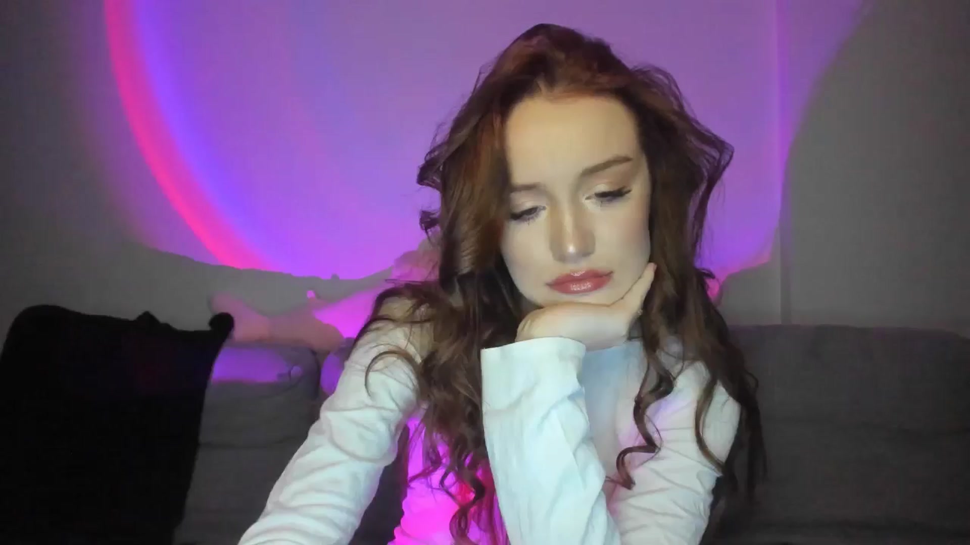 Gallery image thumbnail from IsabellRrose's myfreecams stream on, 03/09/2025, 18:25 image 13 of 20