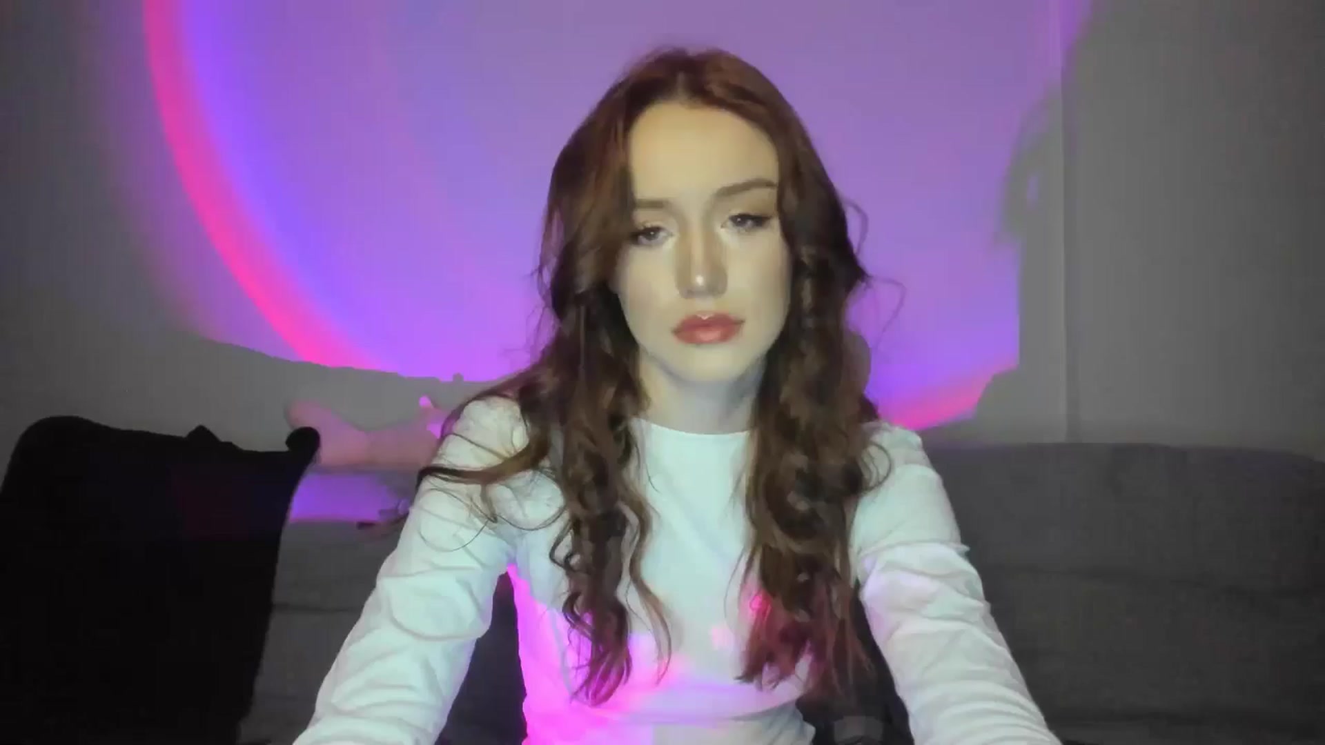 Gallery image thumbnail from IsabellRrose's myfreecams stream on, 03/09/2025, 18:25 image 11 of 20