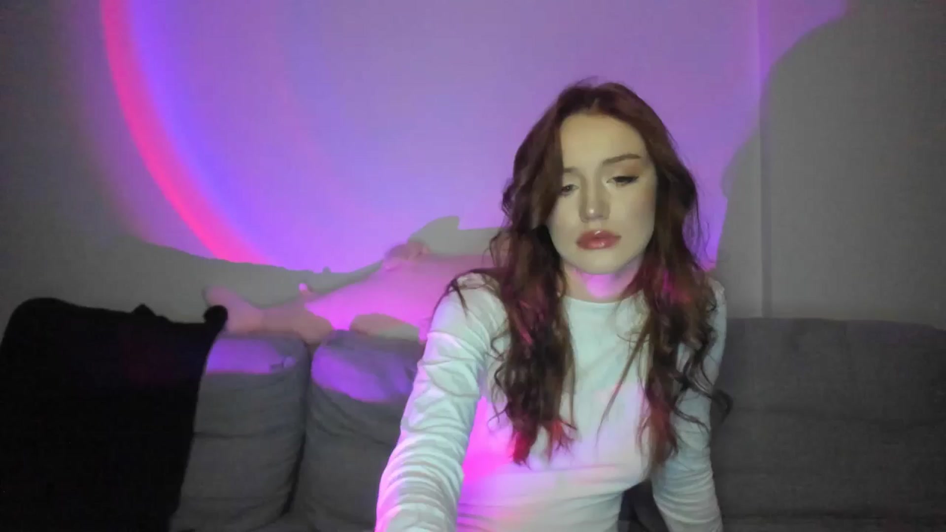 Gallery image thumbnail from IsabellRrose's myfreecams stream on, 03/09/2025, 18:33 image 1 of 20