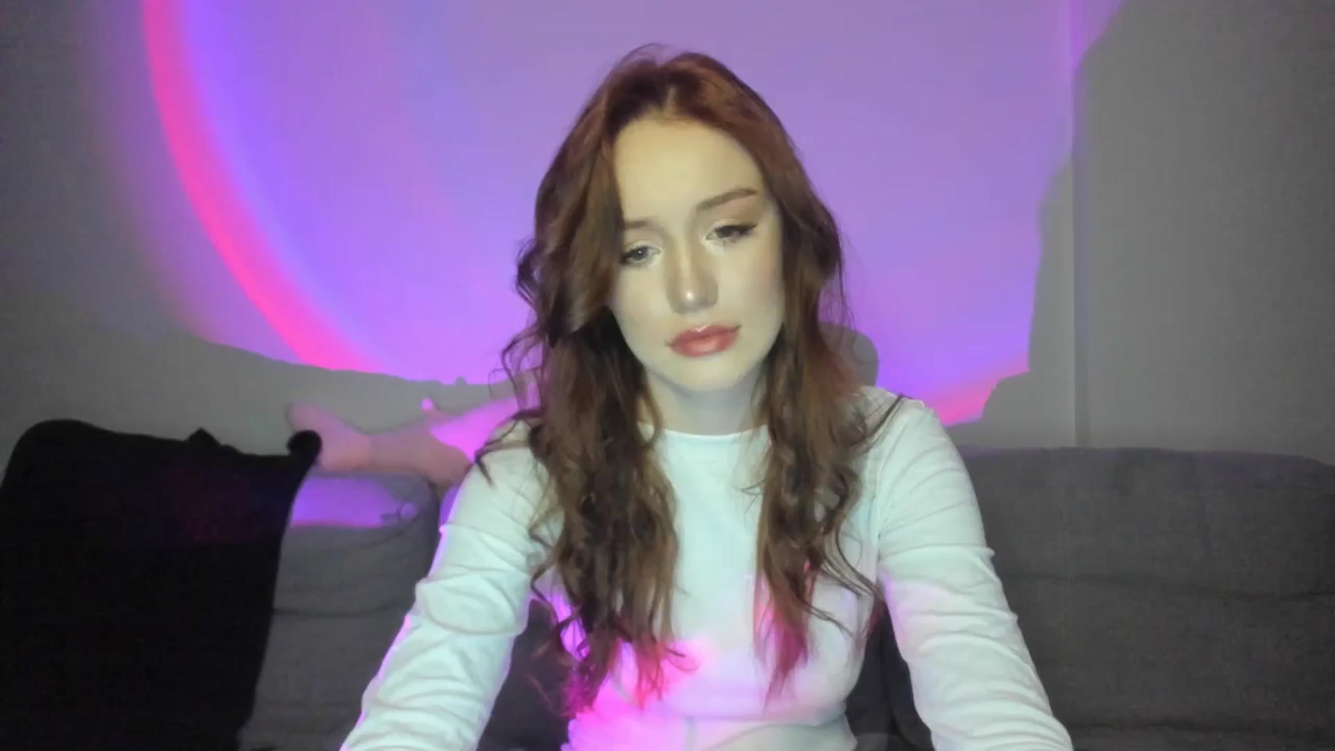 Gallery image thumbnail from IsabellRrose's myfreecams stream on, 03/09/2025, 18:33 image 4 of 20