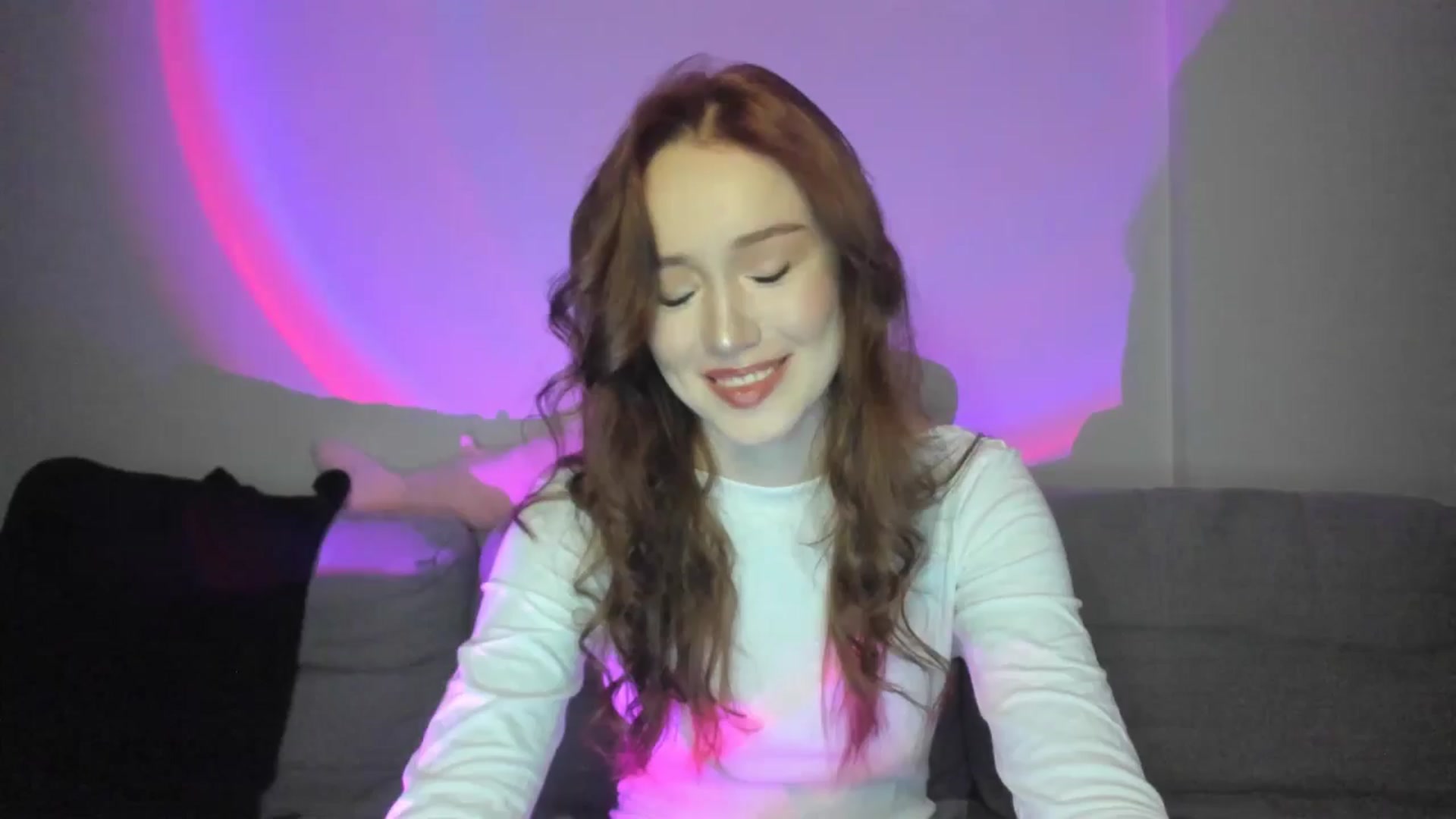 Gallery image thumbnail from IsabellRrose's myfreecams stream on, 03/09/2025, 18:33 image 8 of 20