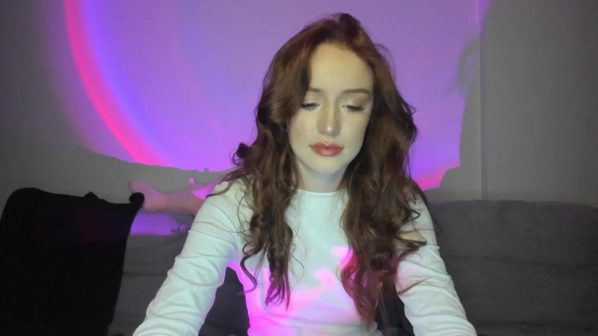 Gallery image thumbnail from IsabellRrose's myfreecams stream on, 03/09/2025, 18:33 image 11 of 20