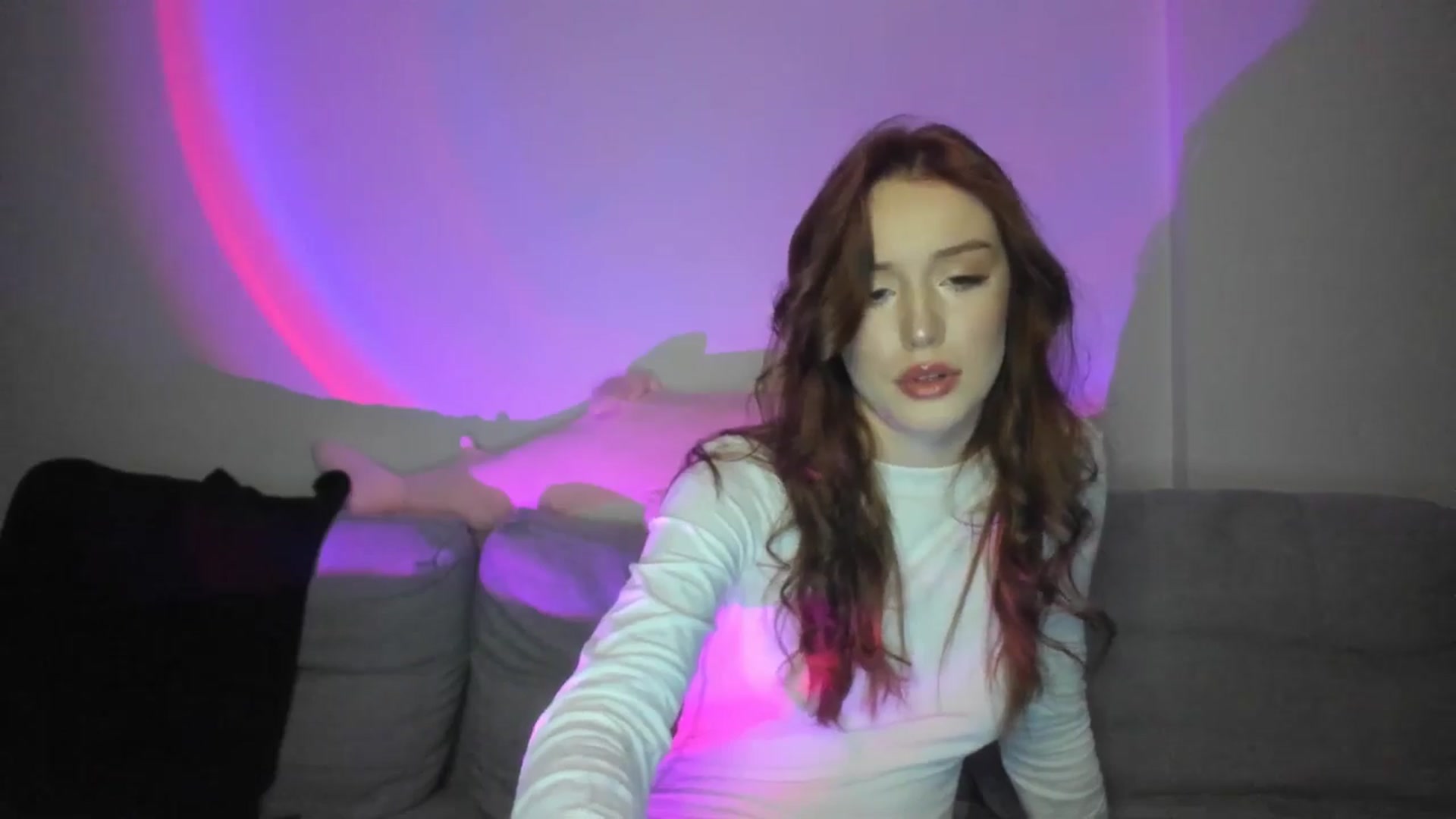 Gallery image thumbnail from IsabellRrose's myfreecams stream on, 03/09/2025, 18:33 image 2 of 20