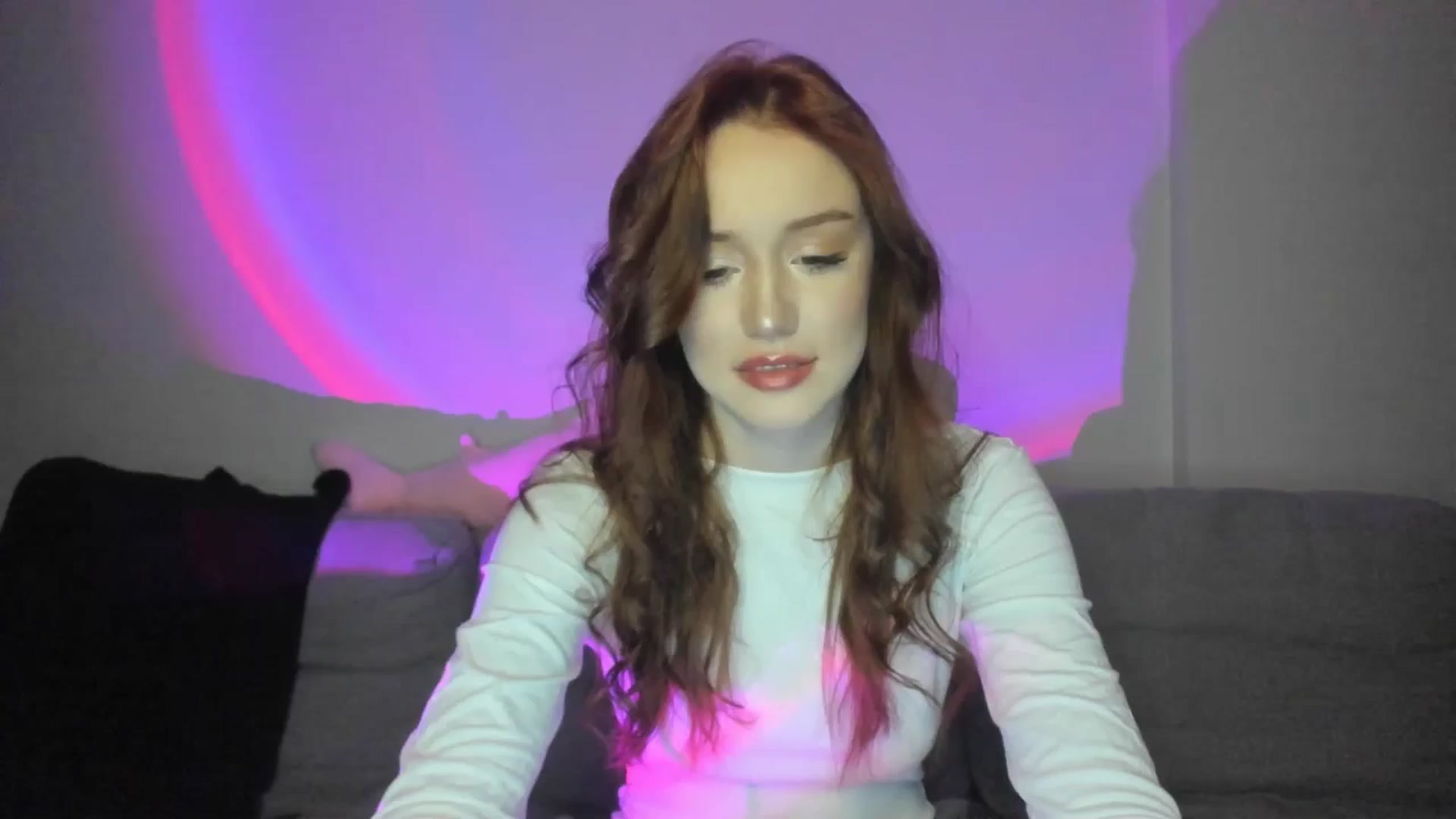 Gallery image thumbnail from IsabellRrose's myfreecams stream on, 03/09/2025, 18:33 image 5 of 20