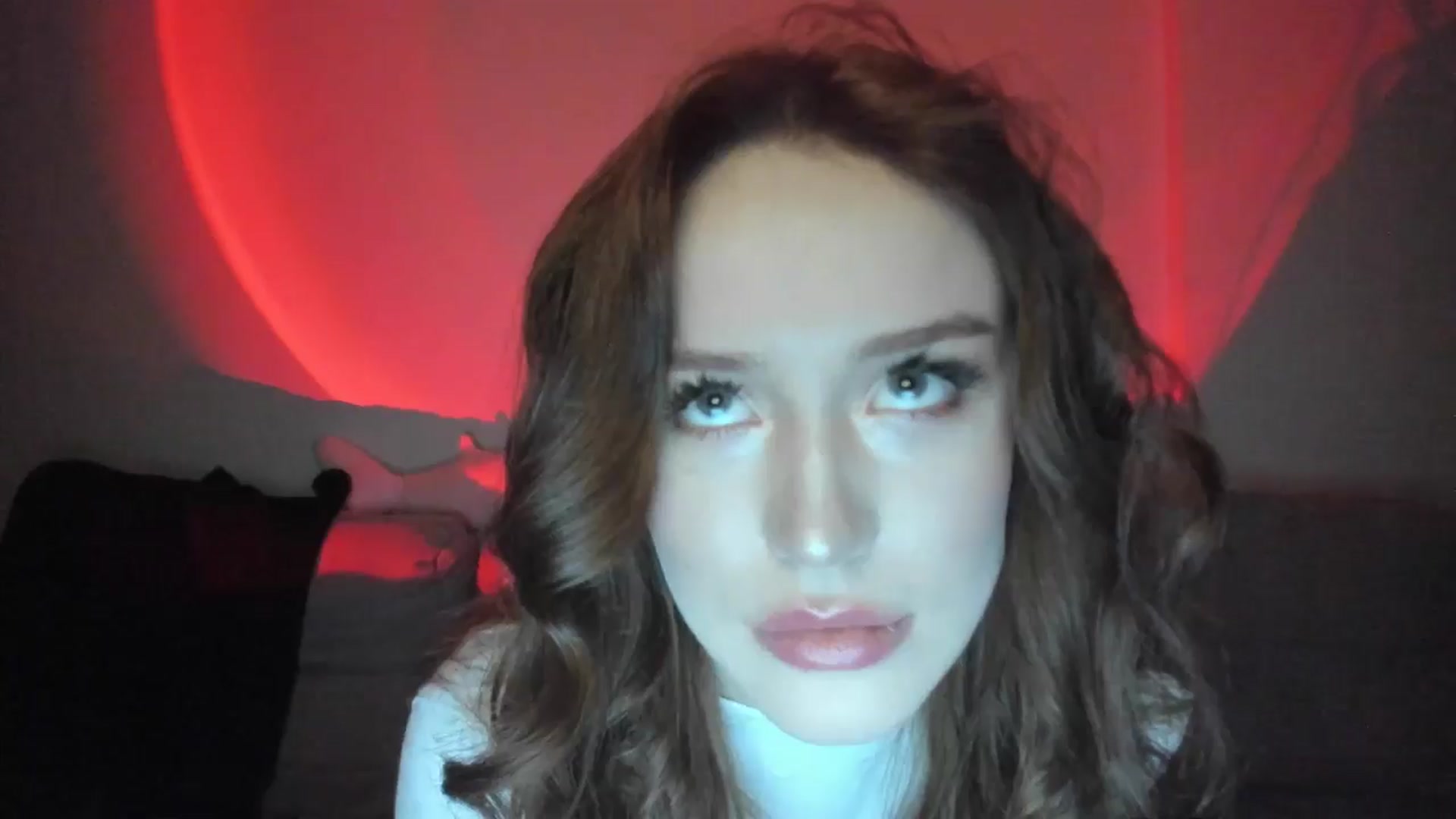 Gallery image thumbnail from IsabellRrose's myfreecams stream on, 03/09/2025, 19:08 image 9 of 20