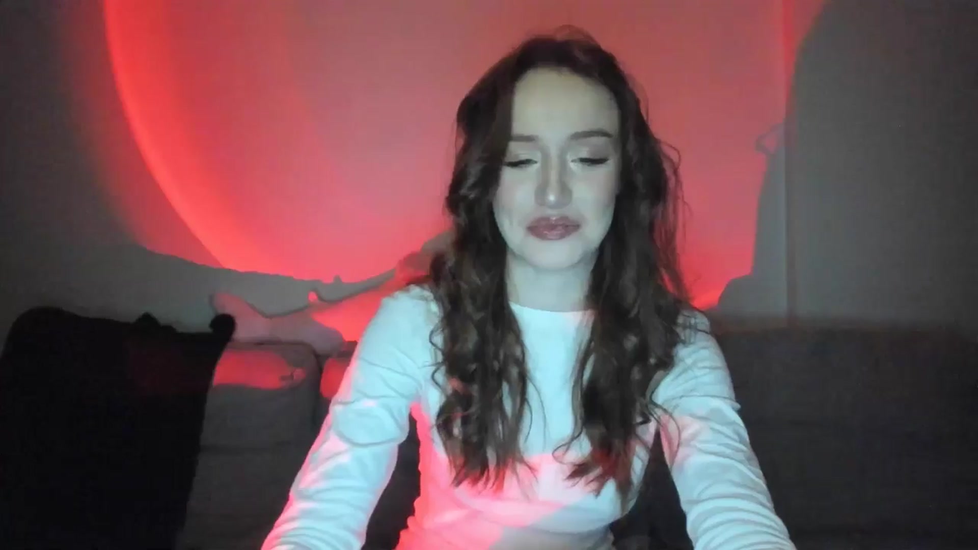 Gallery image thumbnail from IsabellRrose's myfreecams stream on, 03/09/2025, 19:08 image 13 of 20