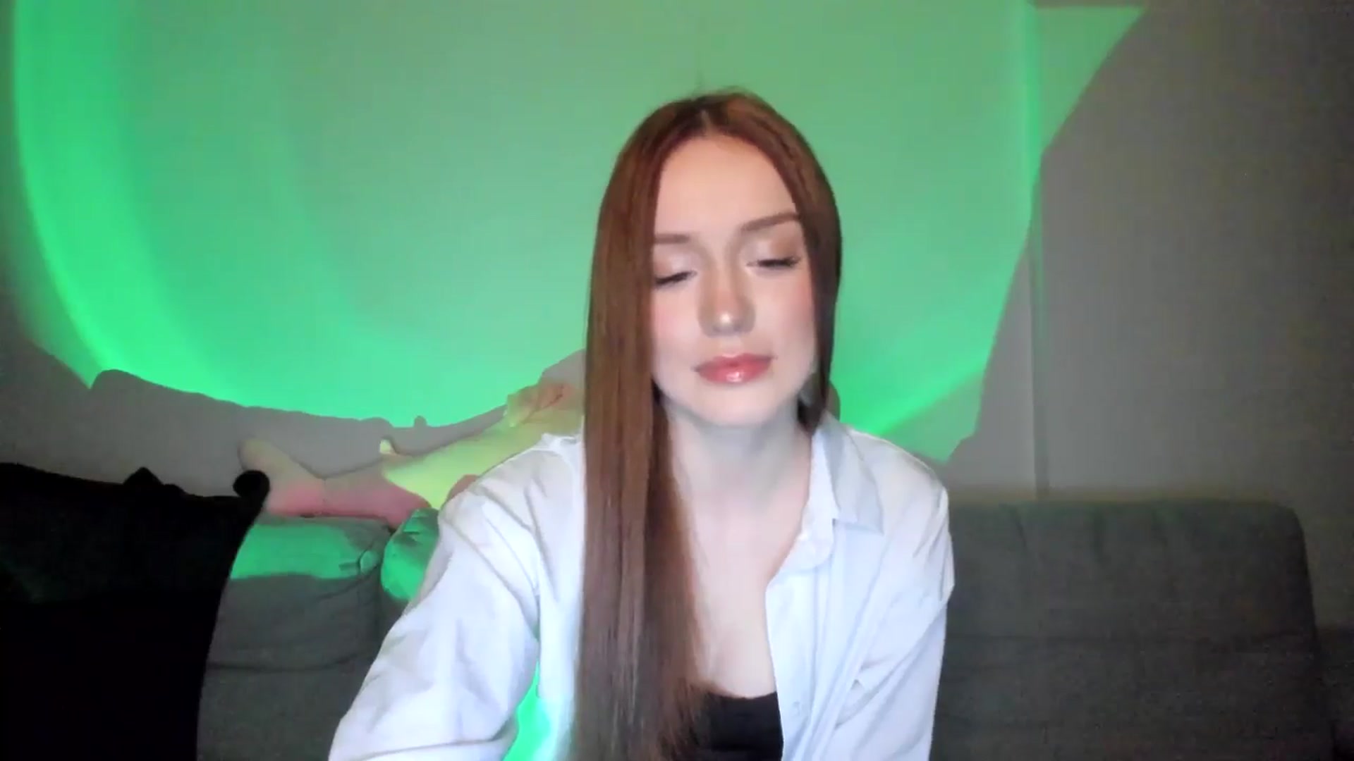 Gallery image thumbnail from IsabellRrose's myfreecams stream on, 03/11/2025, 17:08 image 6 of 20