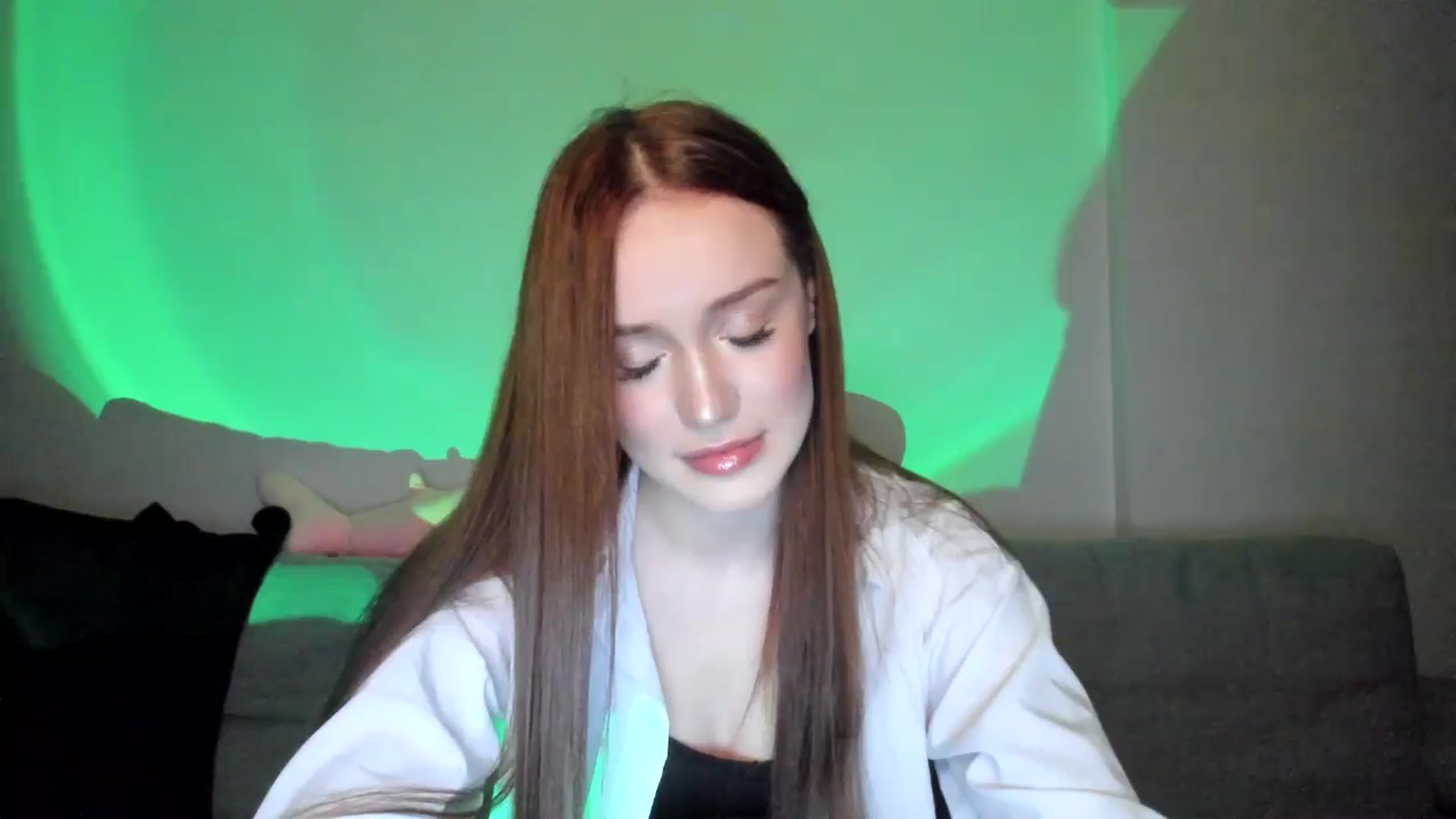 Gallery image thumbnail from IsabellRrose's myfreecams stream on, 03/11/2025, 17:08 image 18 of 20
