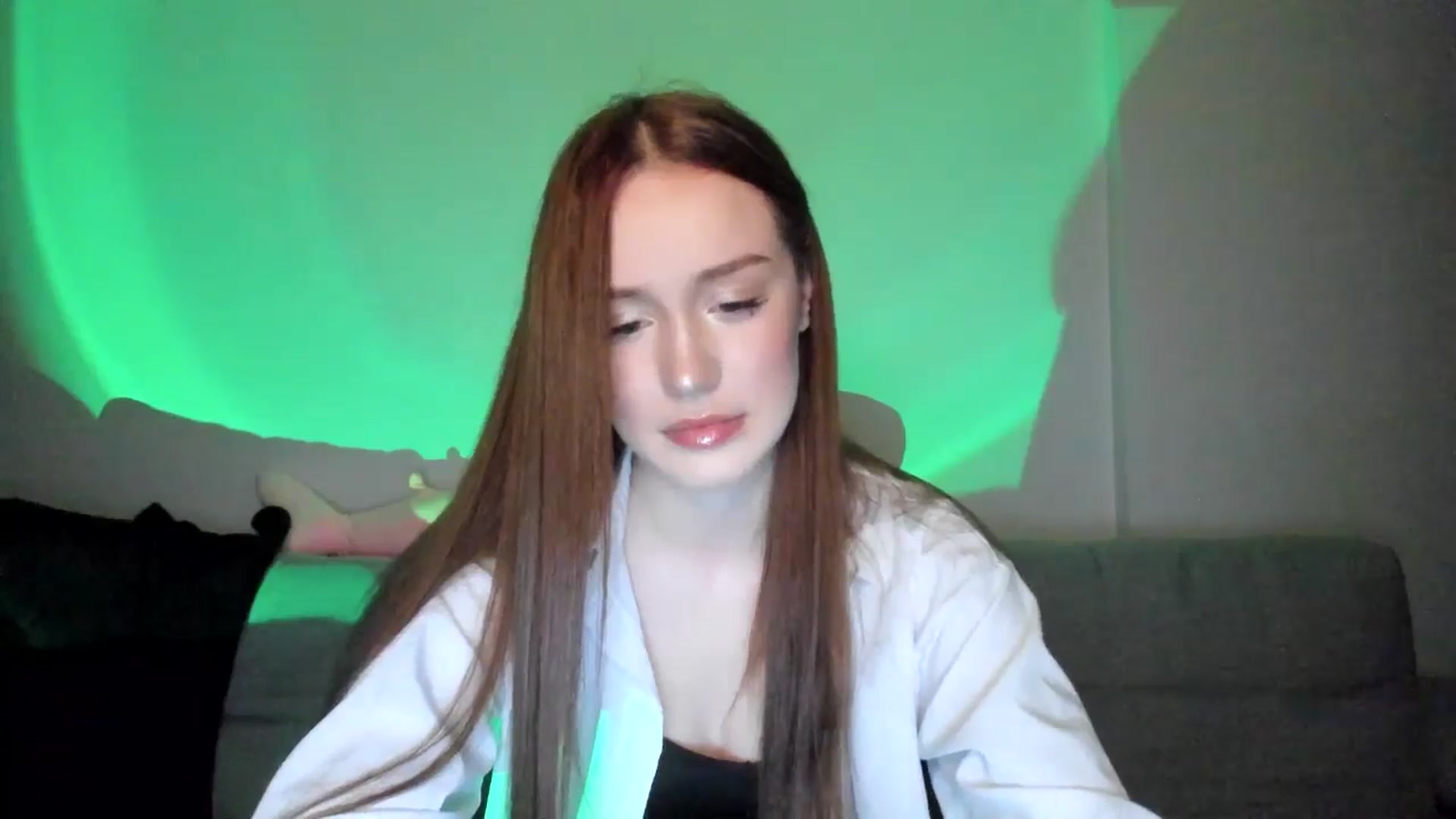 Gallery image thumbnail from IsabellRrose's myfreecams stream on, 03/11/2025, 17:08 image 17 of 20