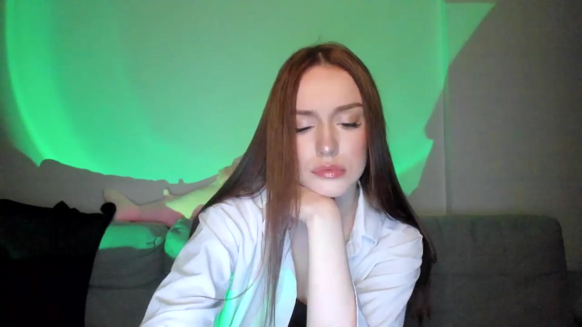 Gallery image thumbnail from IsabellRrose's myfreecams stream on, 03/11/2025, 17:08 image 12 of 20