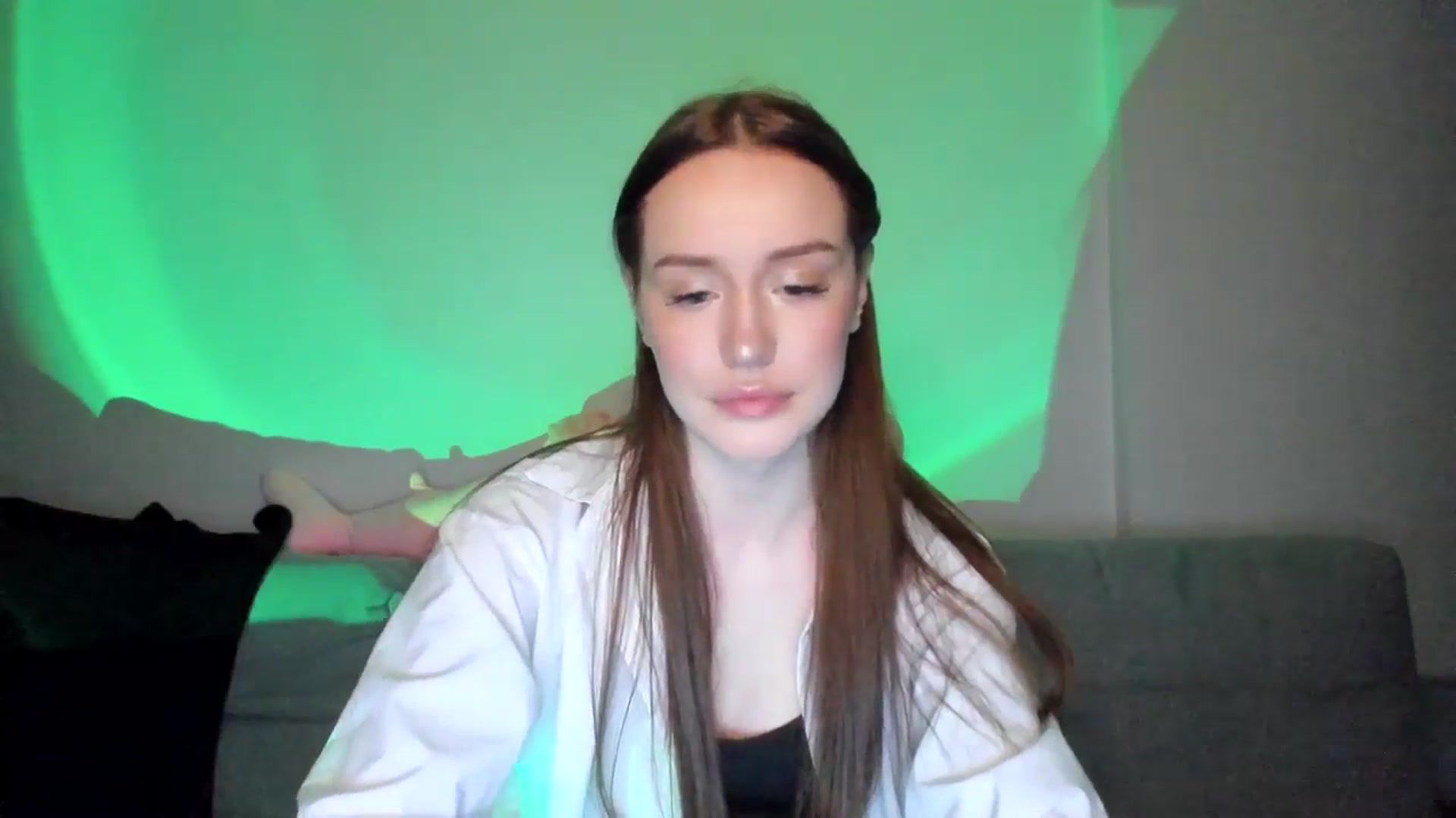 Gallery image thumbnail from IsabellRrose's myfreecams stream on, 03/11/2025, 19:11 image 5 of 20