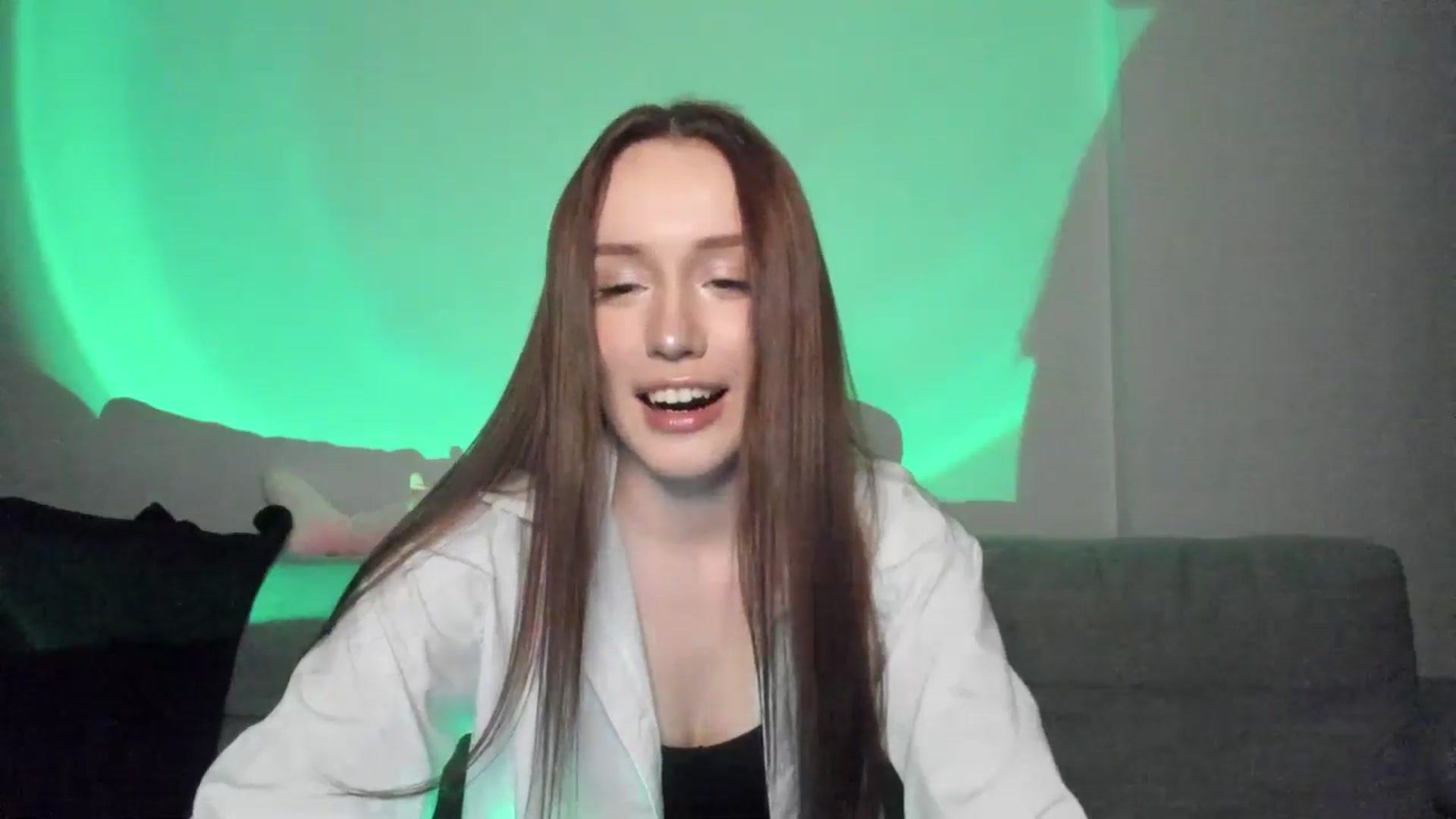 Gallery image thumbnail from IsabellRrose's myfreecams stream on, 03/11/2025, 19:11 image 3 of 20