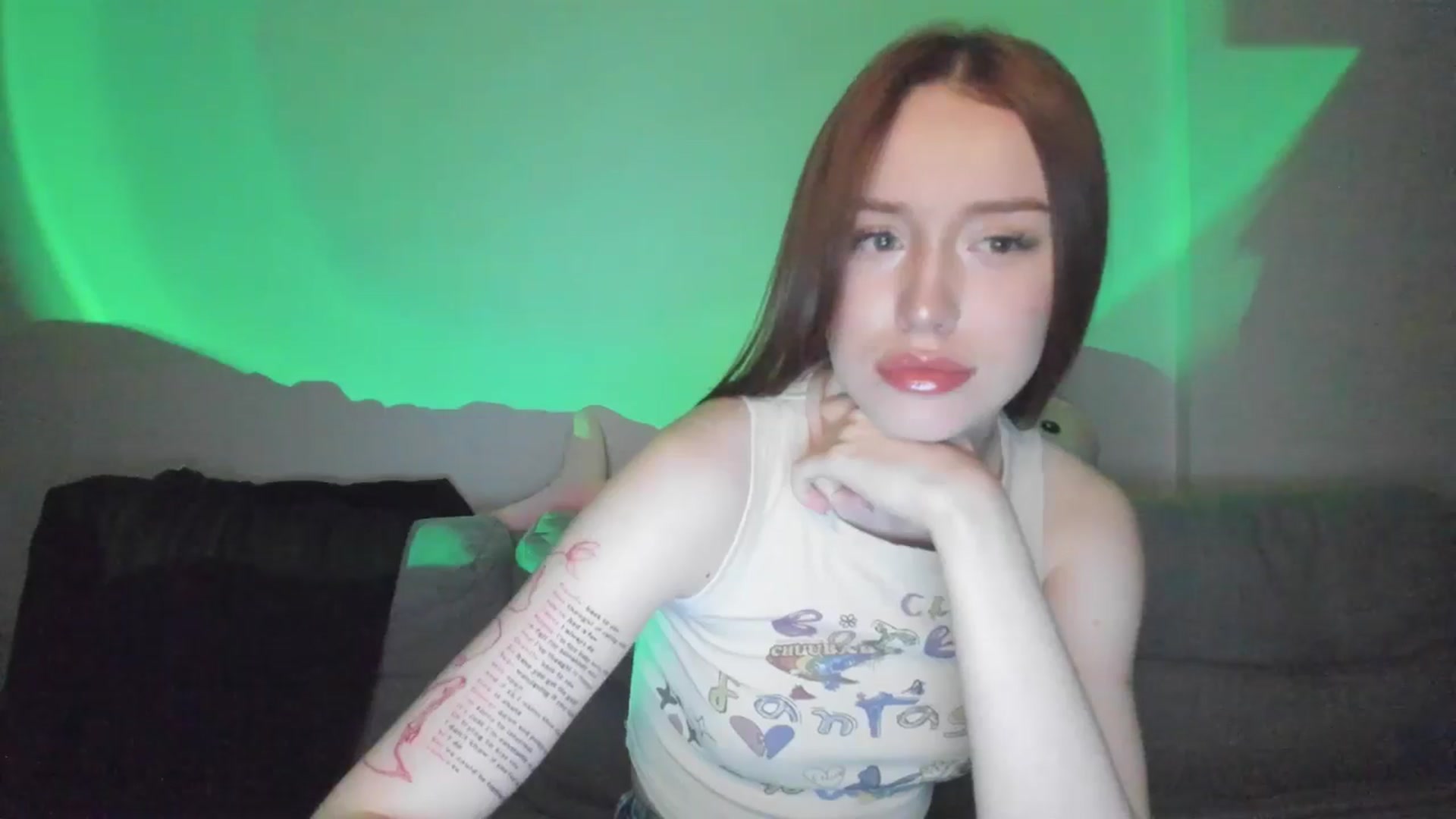 Gallery image thumbnail from IsabellRrose's myfreecams stream on, 03/18/2025, 17:23 image 12 of 20