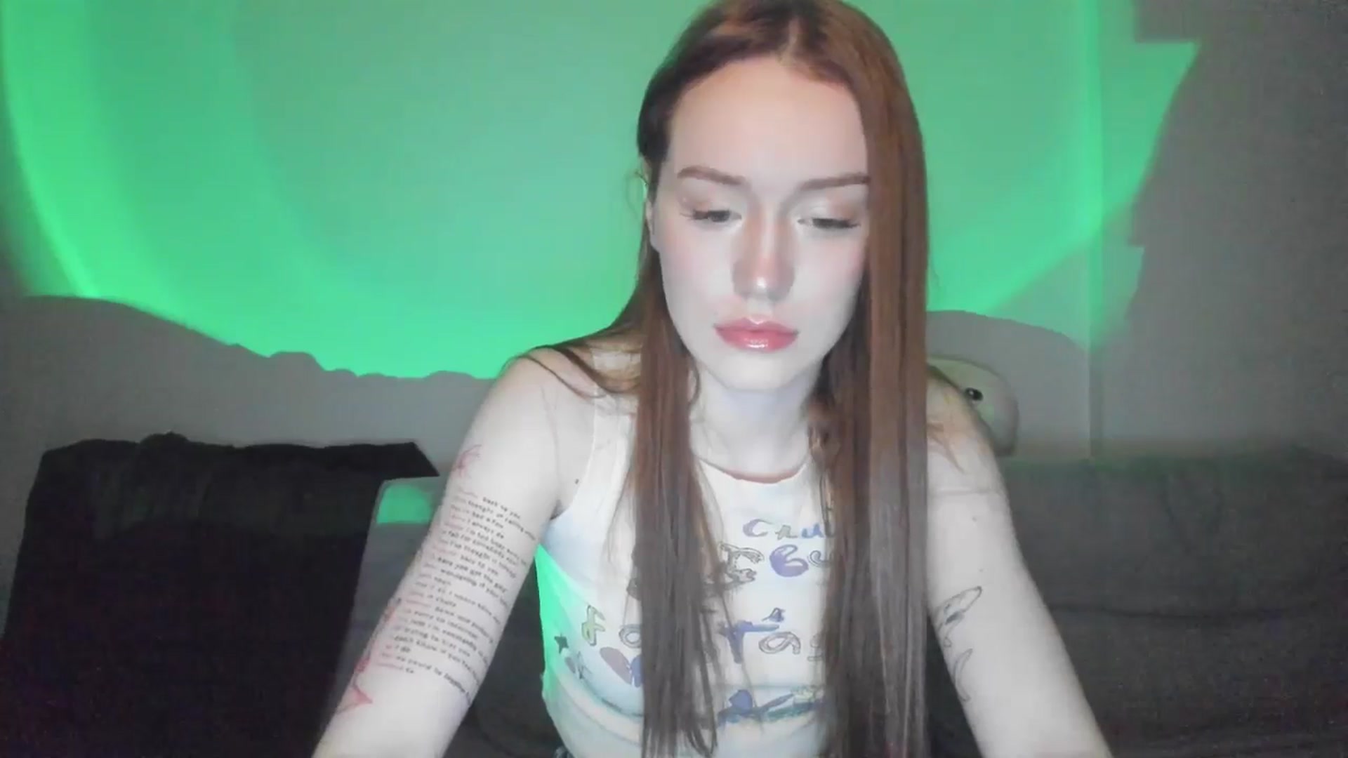 Gallery image thumbnail from IsabellRrose's myfreecams stream on, 03/18/2025, 17:23 image 16 of 20
