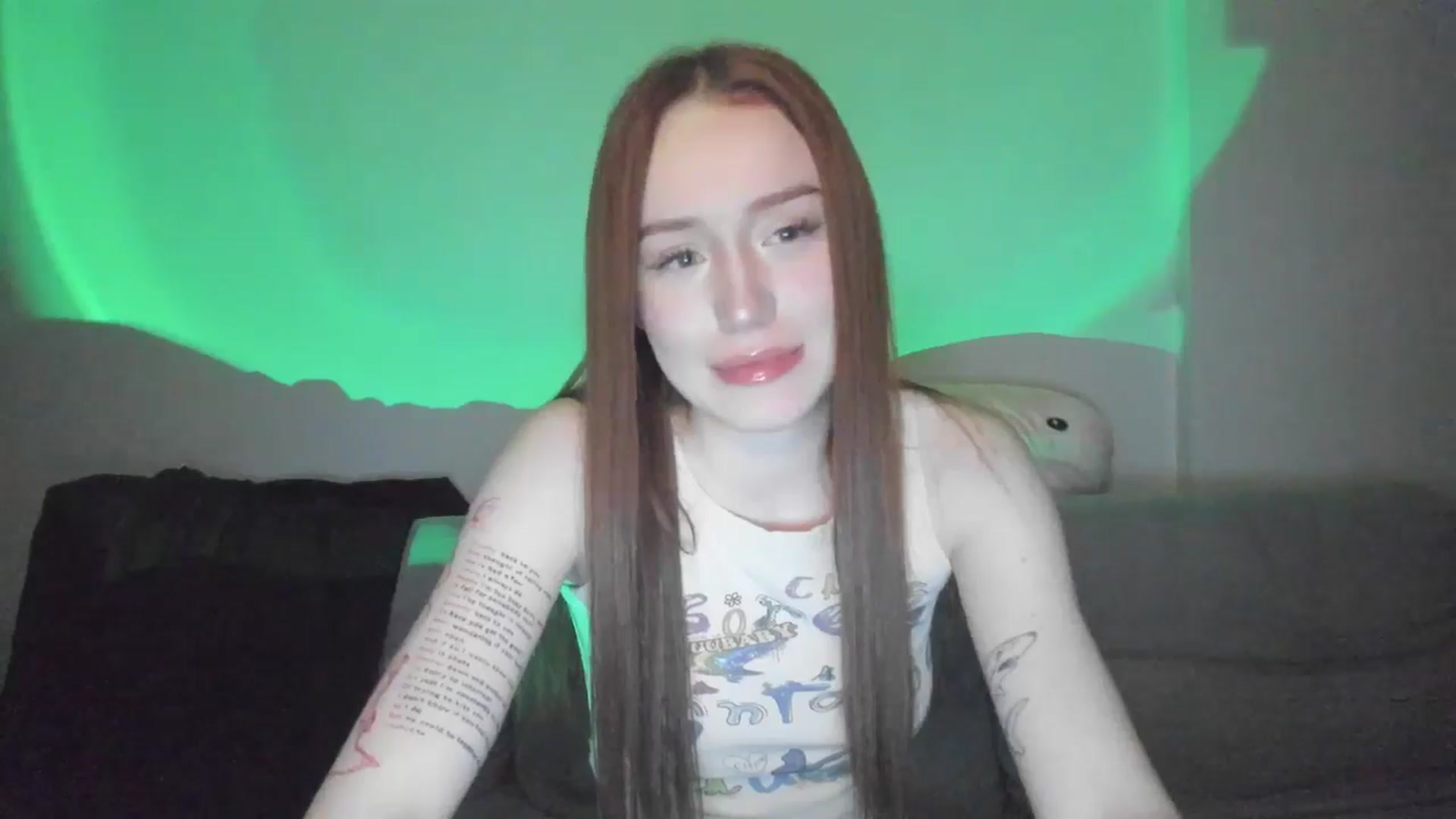 Gallery image thumbnail from IsabellRrose's myfreecams stream on, 03/18/2025, 17:50 image 13 of 20