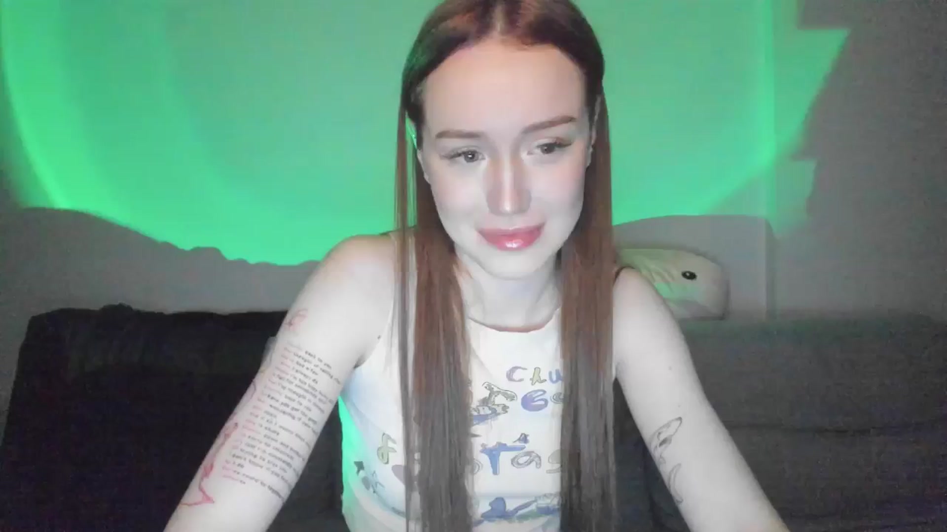 Gallery image thumbnail from IsabellRrose's myfreecams stream on, 03/18/2025, 18:01 image 17 of 20